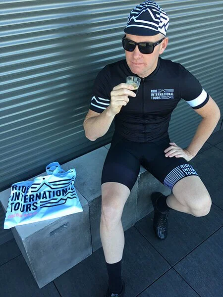 Rapha-Custom-cycling-kit02.jpg