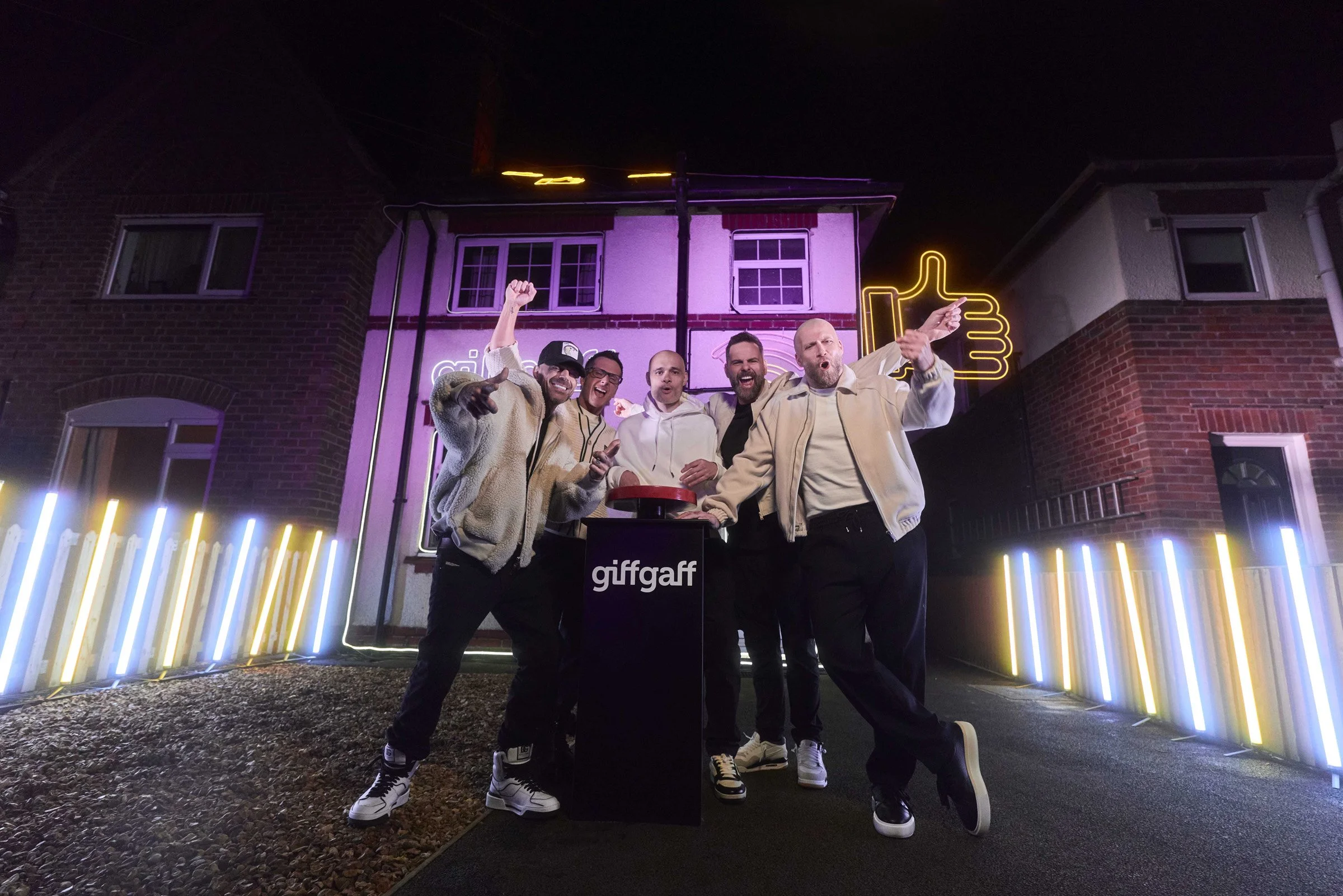 Copy of giffgaff Switch-On 16.jpg