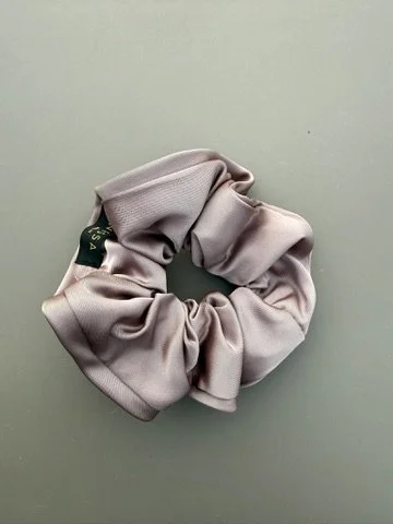 Haargummi Scrunchie „Mirela“ in Beige Rose