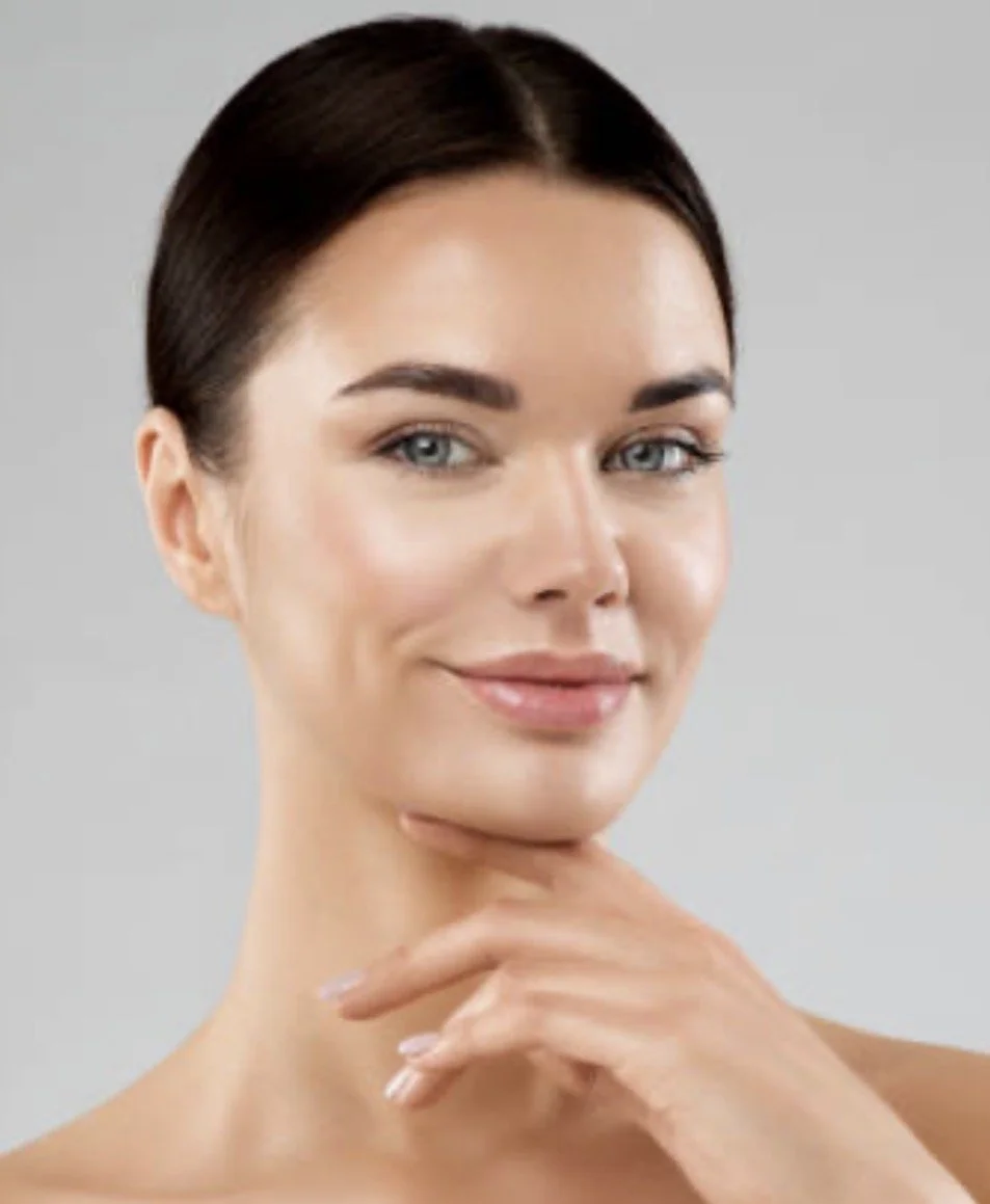 Facelift surgery in London with Dr Shaimaa Jamshidi  FRCS. Natural, refreshed results tailored to your  anatomy. Private consultations in Belgravia.