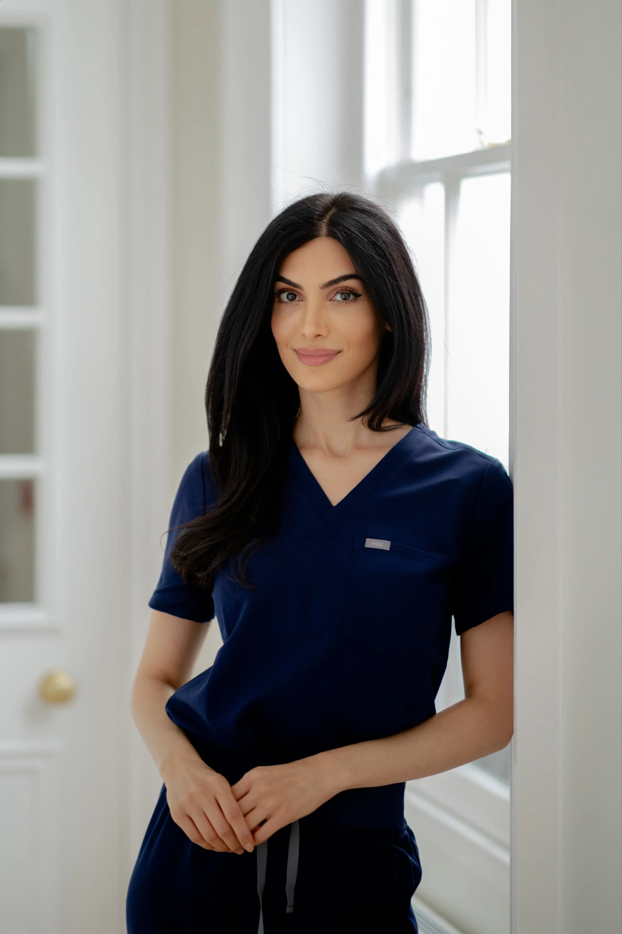 Facelift, rhinoplasty, necklift, ponytail facelift, eyelid 
surgery and lip lift in London. Plus Botox, fillers and laser. 
Dr Shaimaa Jamshidi FRCS, Belgravia.
