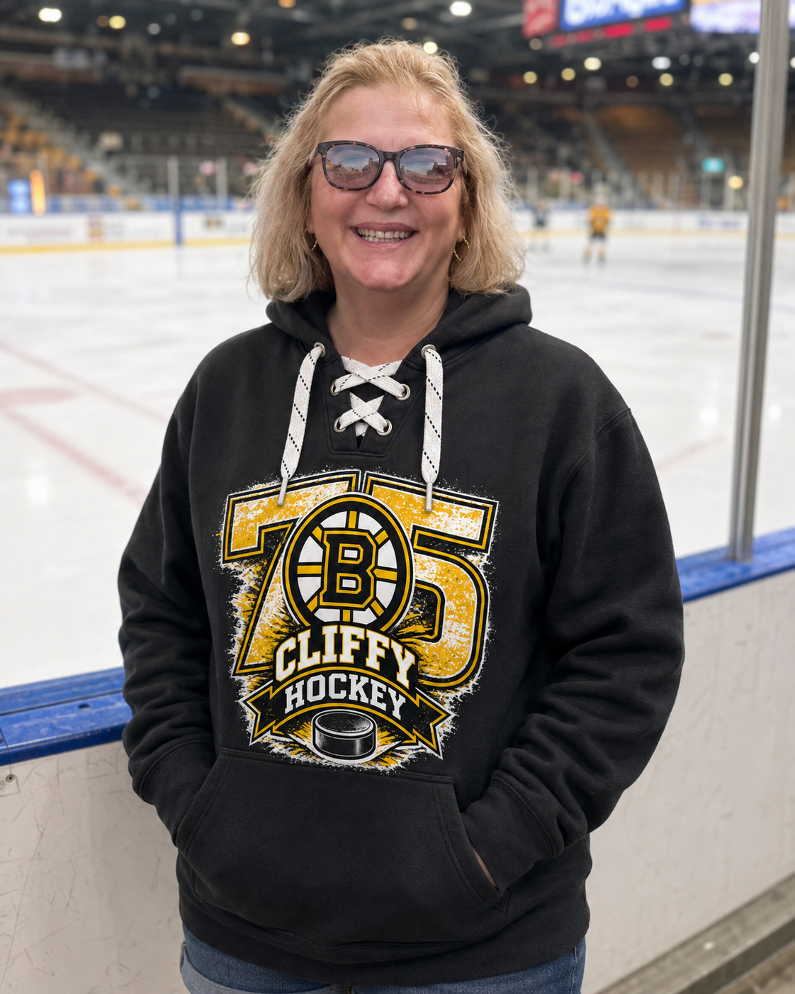 Bonnie Cliffy Hockey.png