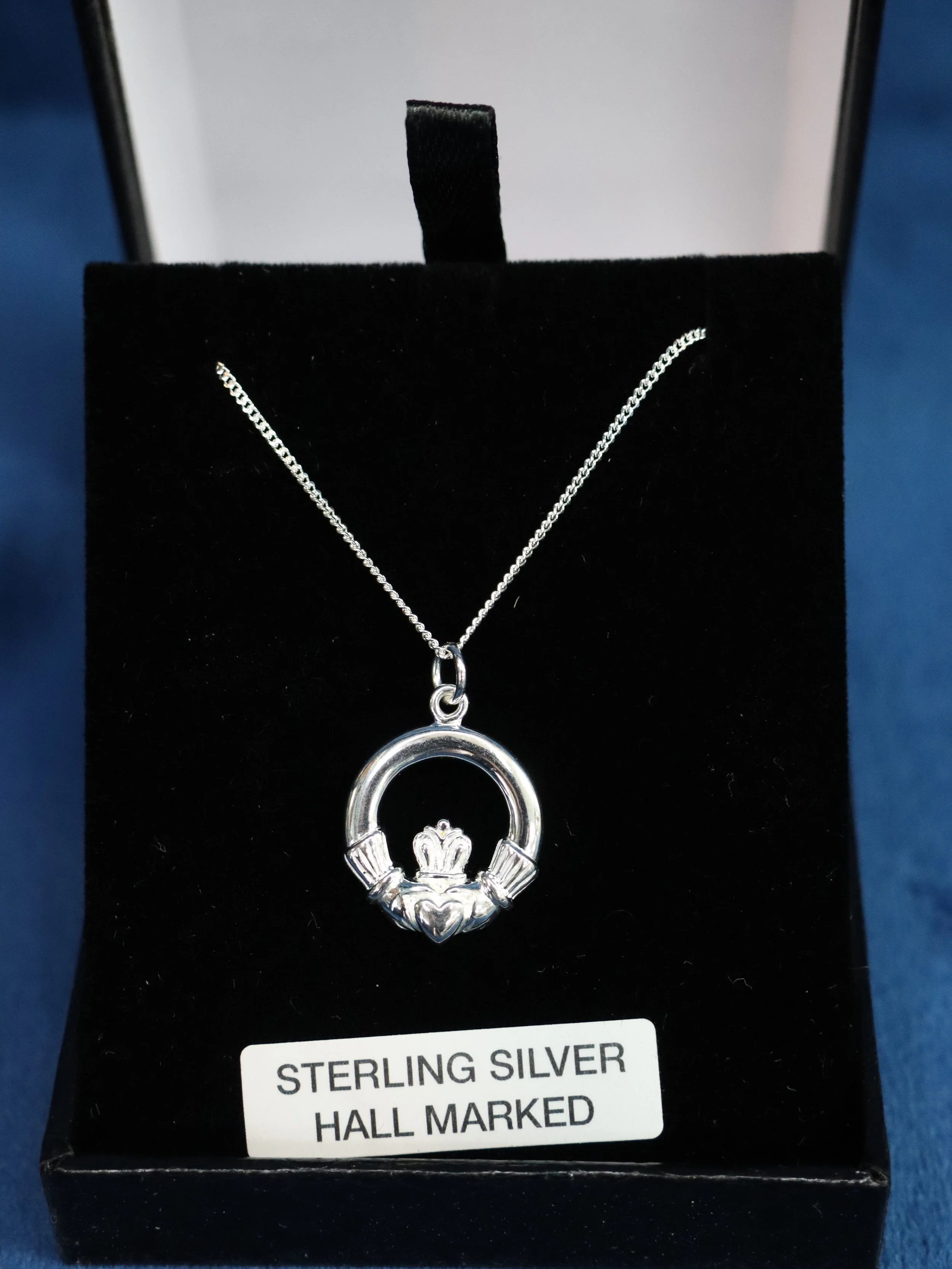 Sterling Silver Claddagh Pendent