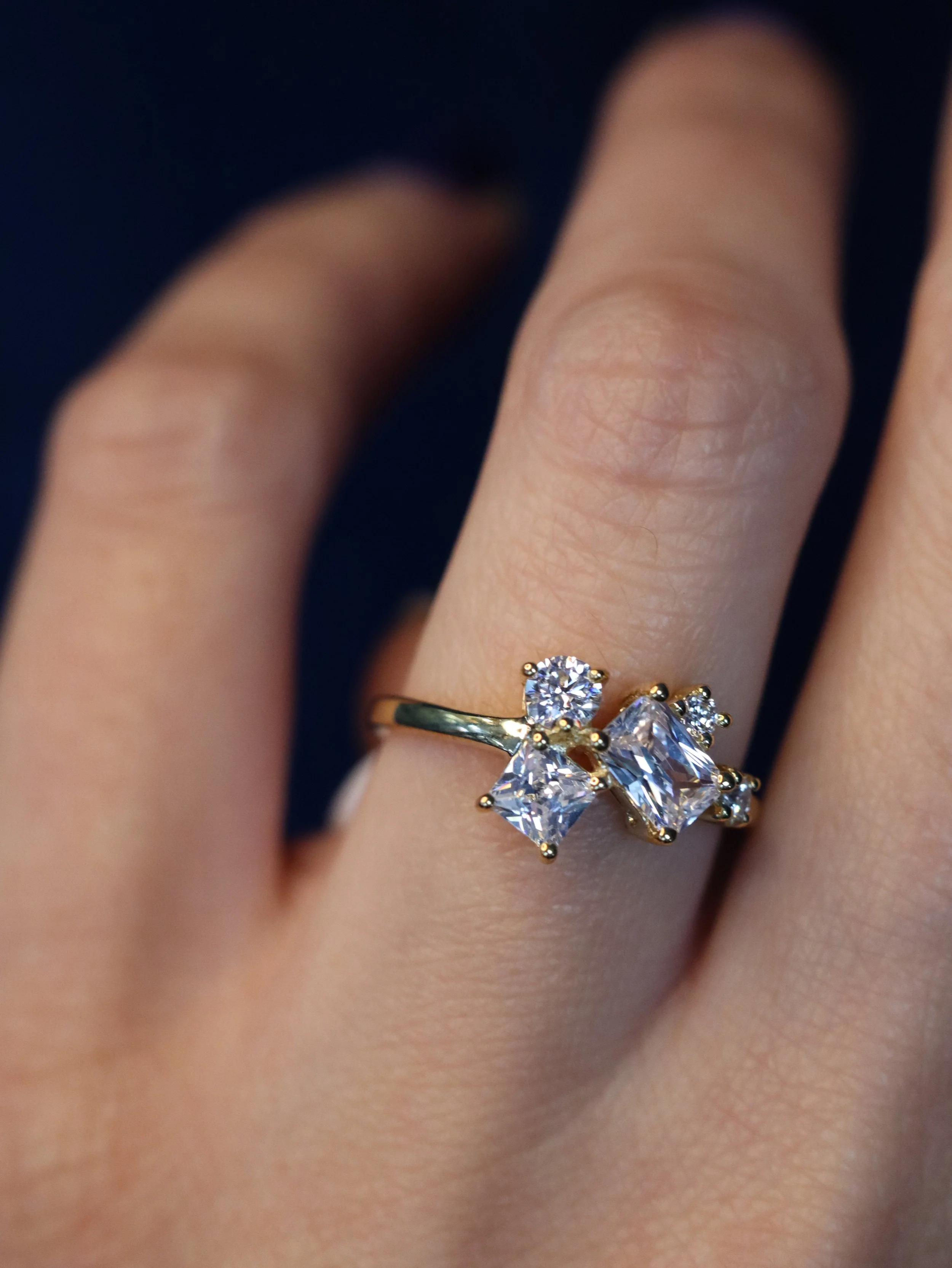 9ct Yellow Gold Cluster asymmetric ring, Size - M