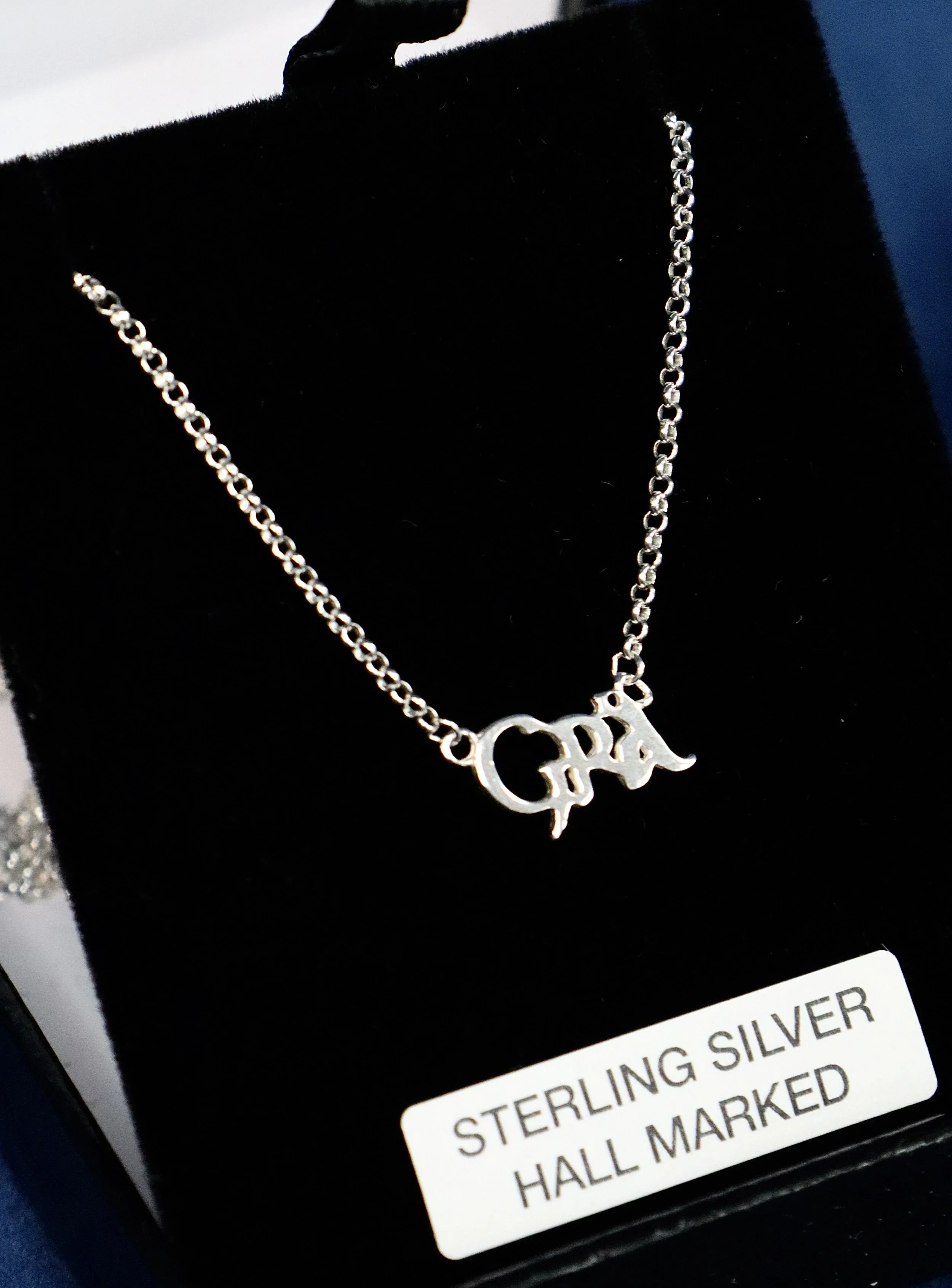 Grá (Love) - Sterling Silver Pendent