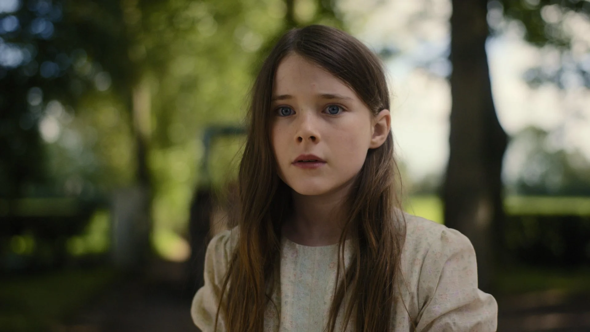 A Child-Eye’s View at a Fallen World – An Cailín Ciúin