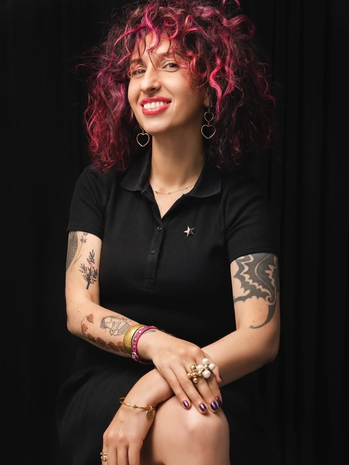 I morgen blir det trippel Chutnik! 

Sylwia Chutnik, en av Polens viktigste litter&aelig;re stemmer, bes&oslash;ker Litteraturhuset i Oslo for &aring; feire at boka &laquo;Mot kj&oslash;reretningen&raquo; endelig finnes p&aring; norsk! 

Velkommen! 

