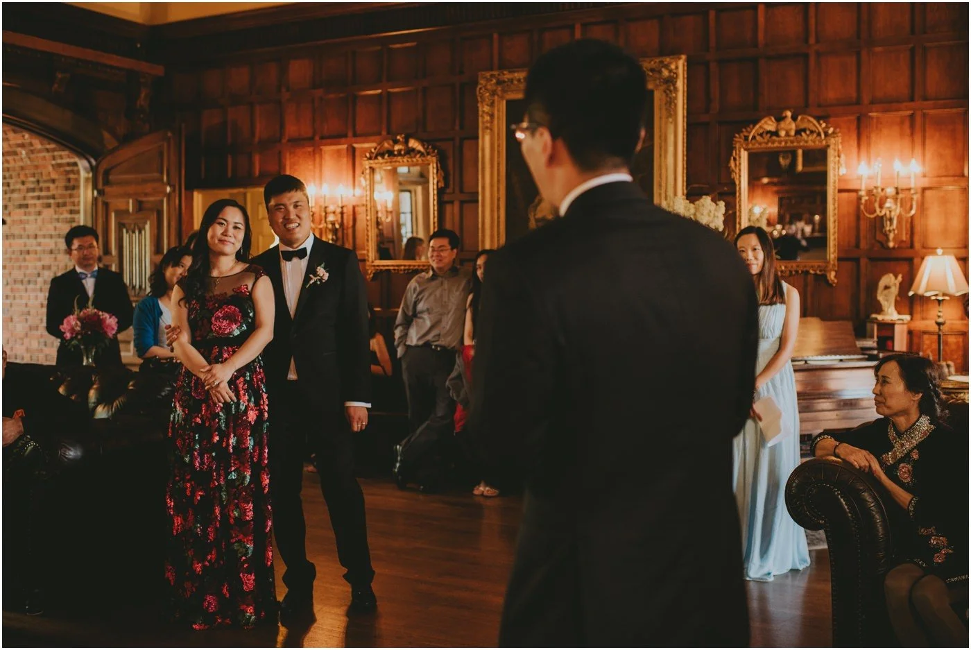 ASIAN WEDD FAMILY UNITES.jpg