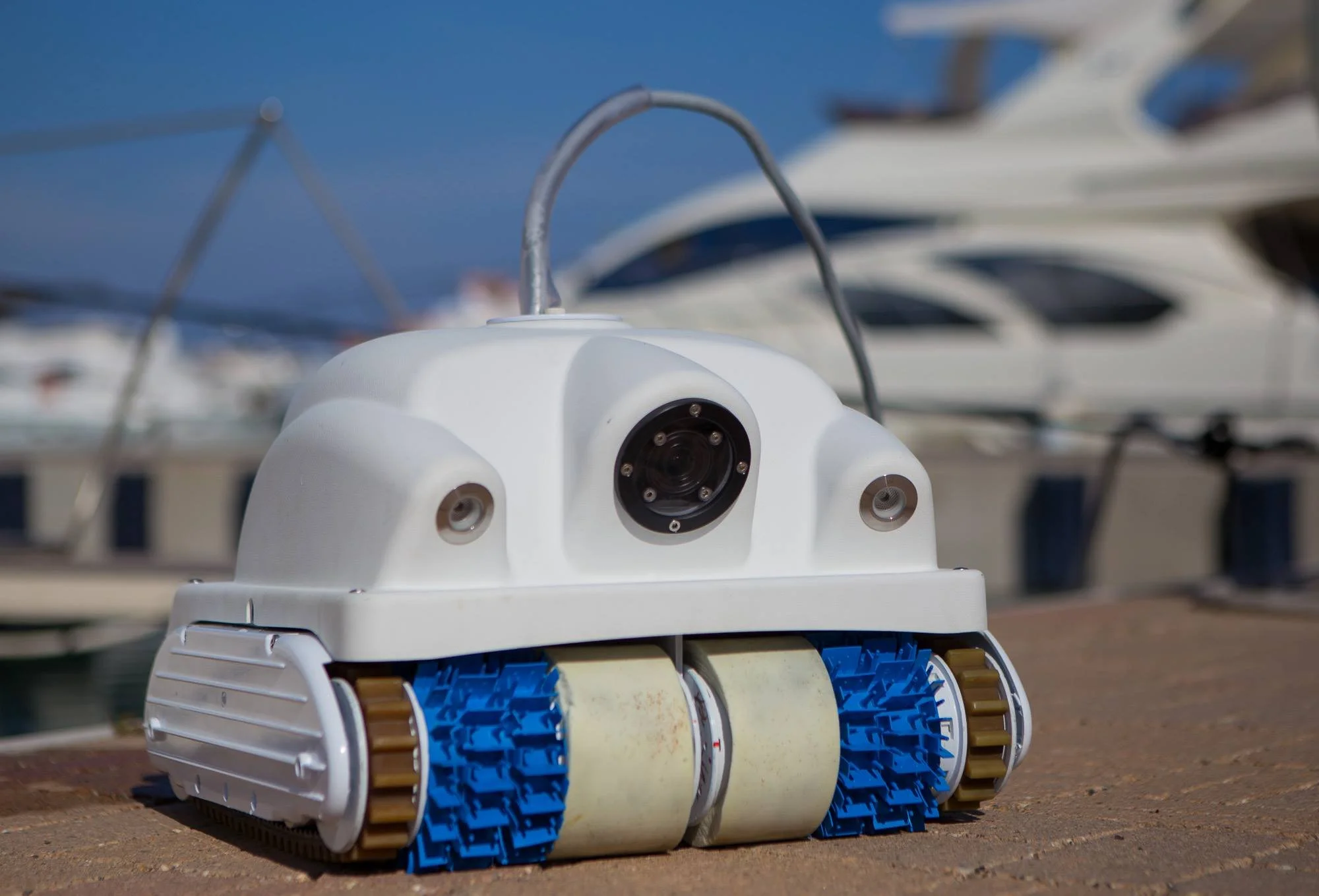 Close-up of KeelCrab robotic technology