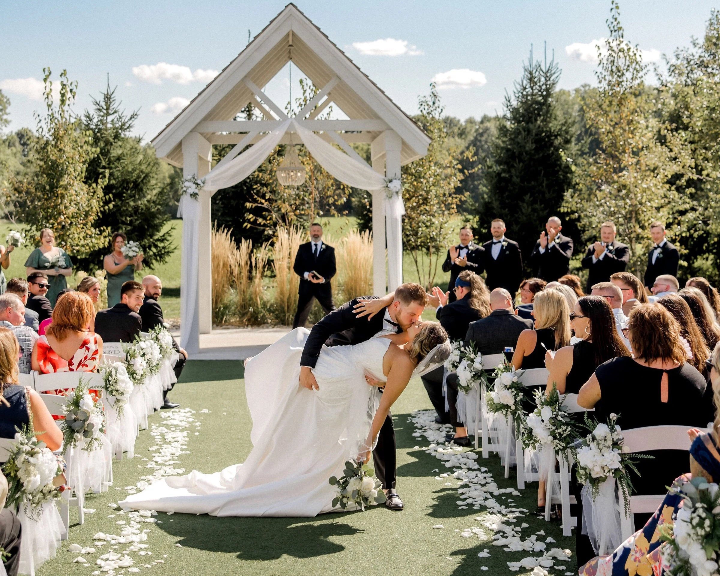 White Birch Wedding Barn front and driveway in the springtime