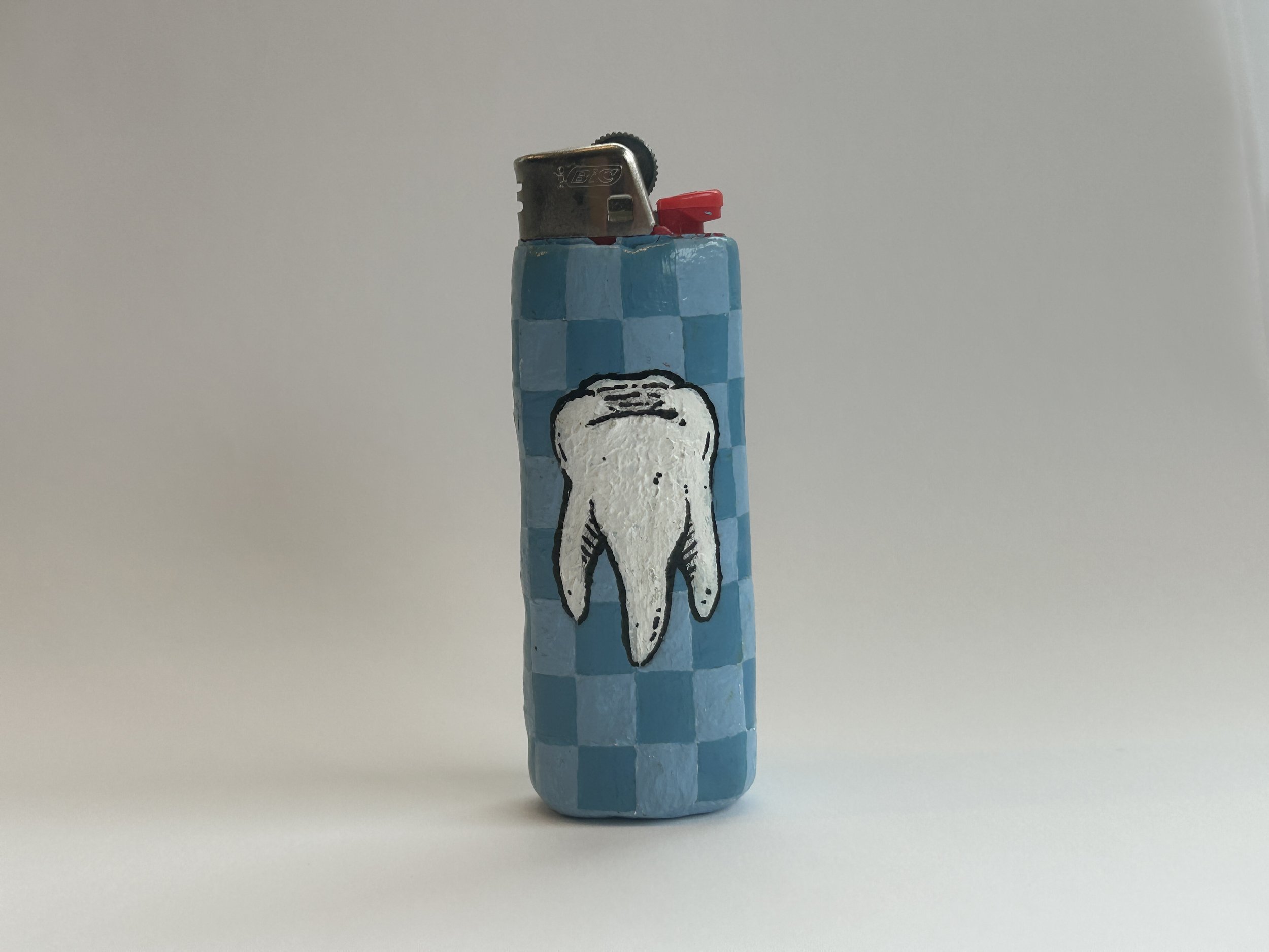 Custom Lighter (Tooth)