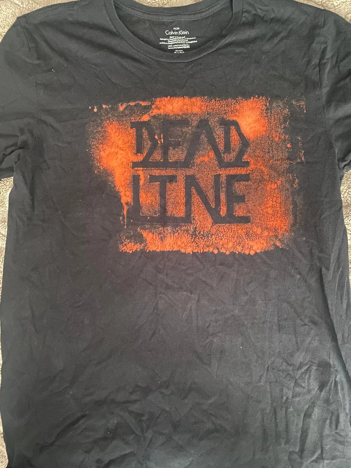 T-SHIRT