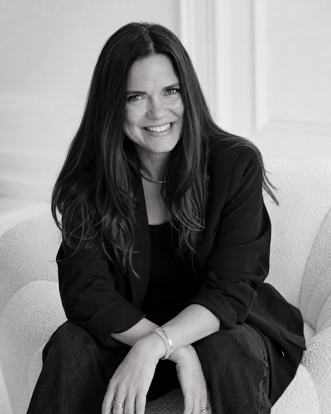 Hannah Birkner, strategic growth partner helping health, longevity, Pilates and lifestyle founders turn unclear positioning and scattered marketing into brand clarity, sales structure and execution.