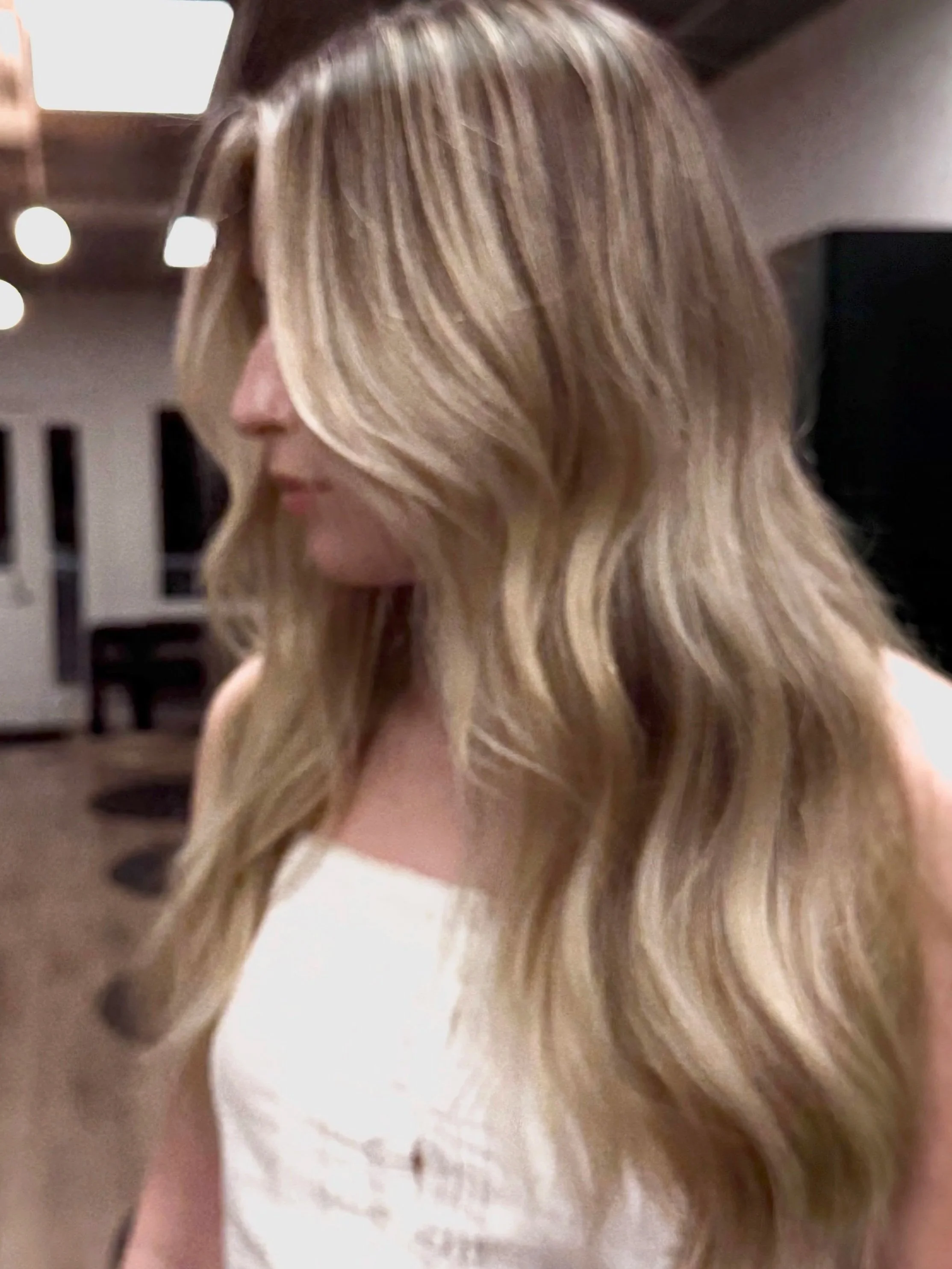 wavy blonde hair, summer blonde, dimensional blonde.