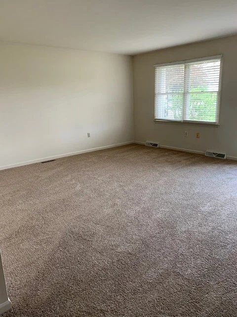 Livingroom.jpg