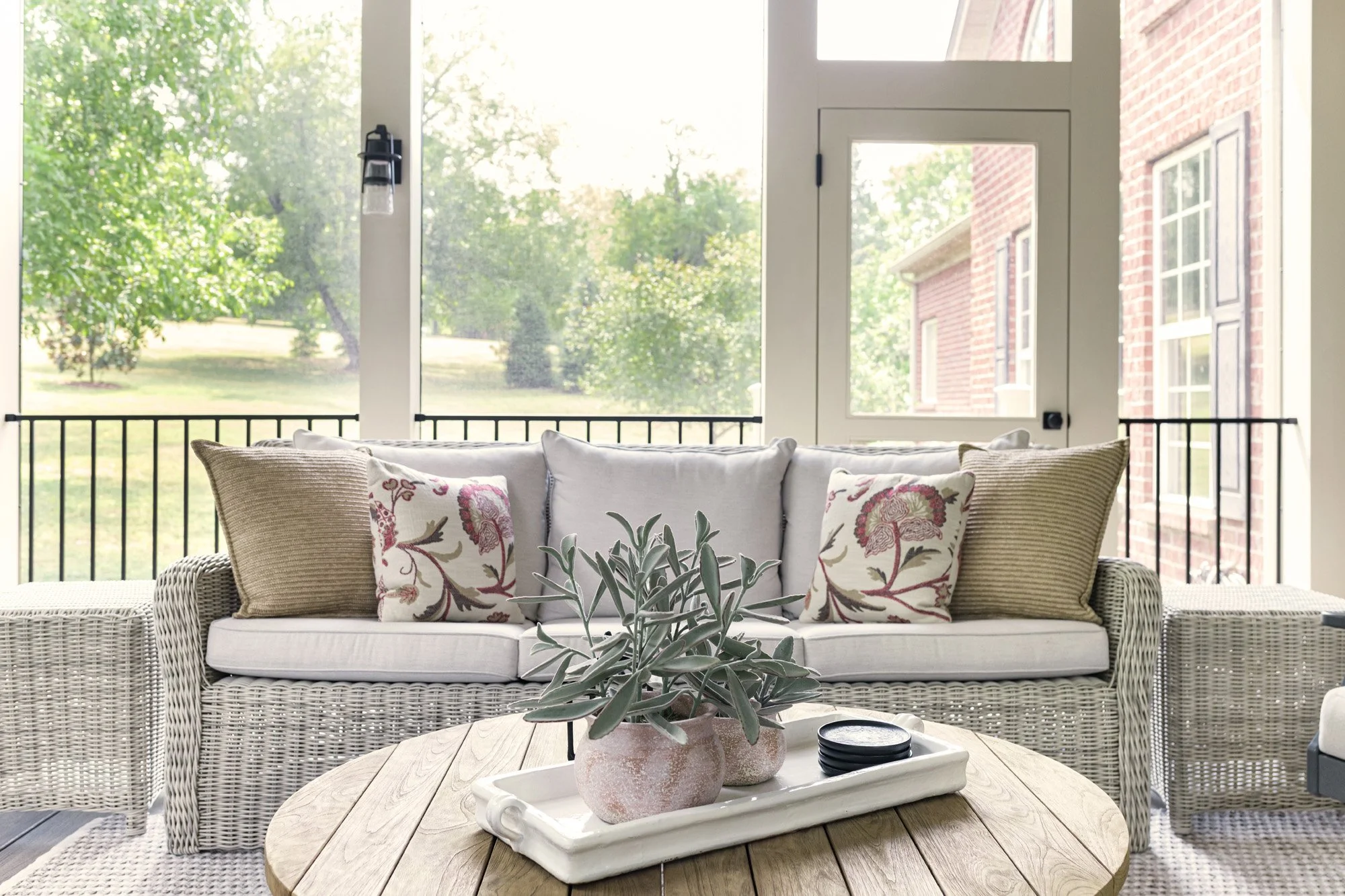 greypointe-porch-11.jpg