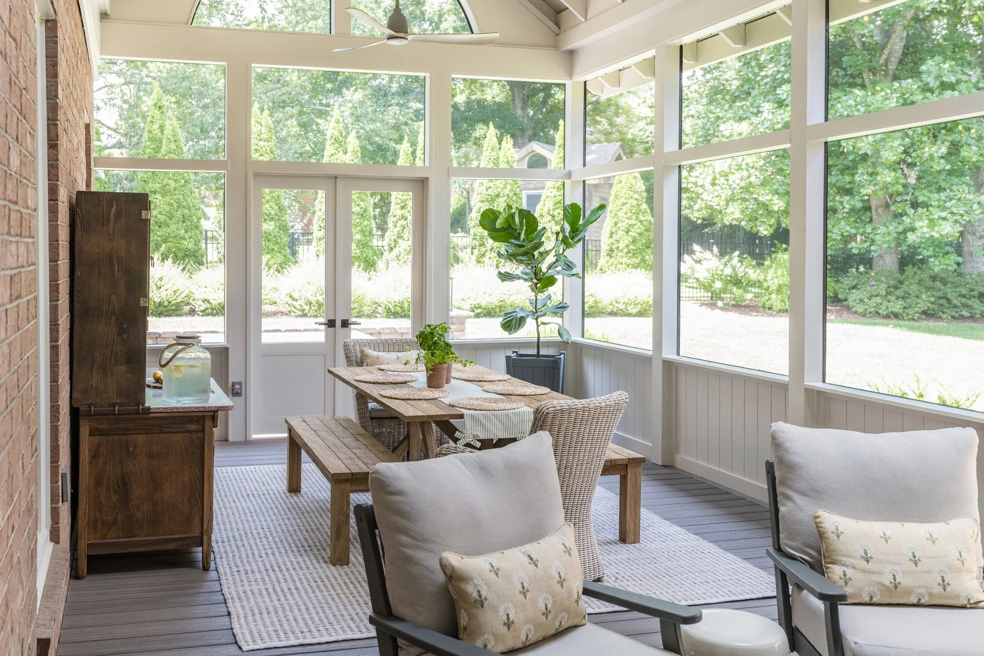 Vickland-porch-02.jpg