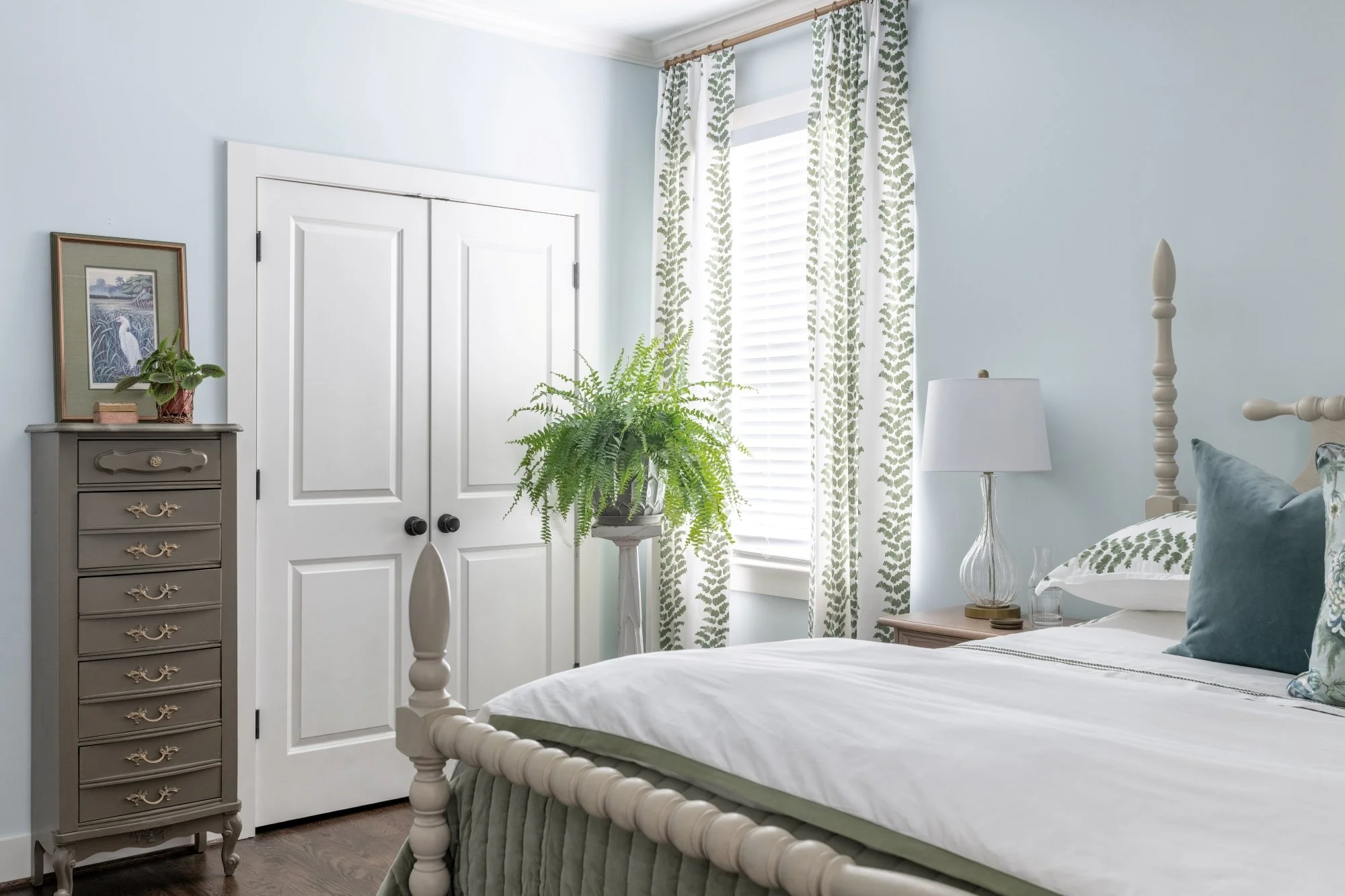 primary-bedroom-11.jpg