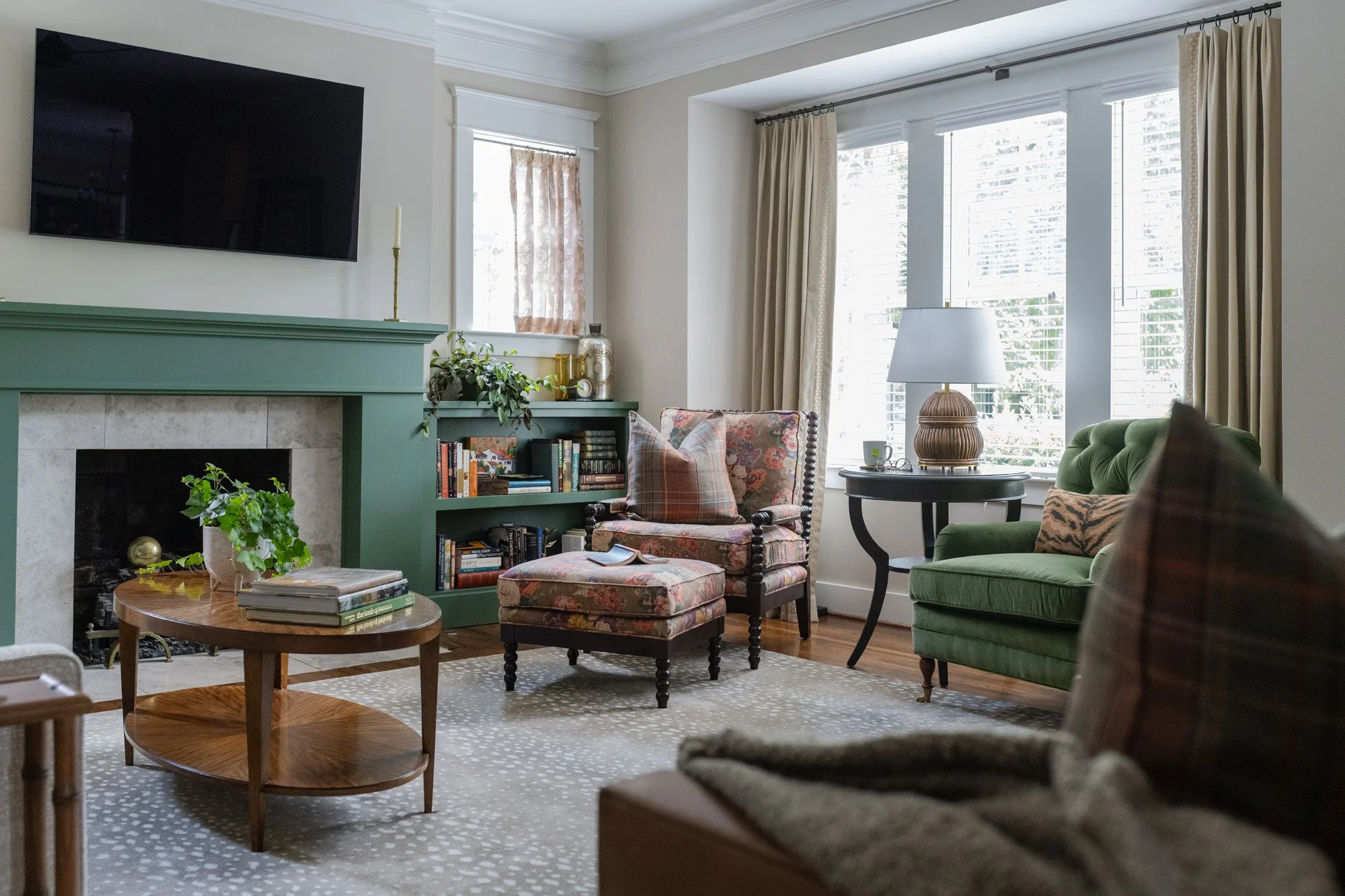 Clifton-Ln-living-room-11.jpg