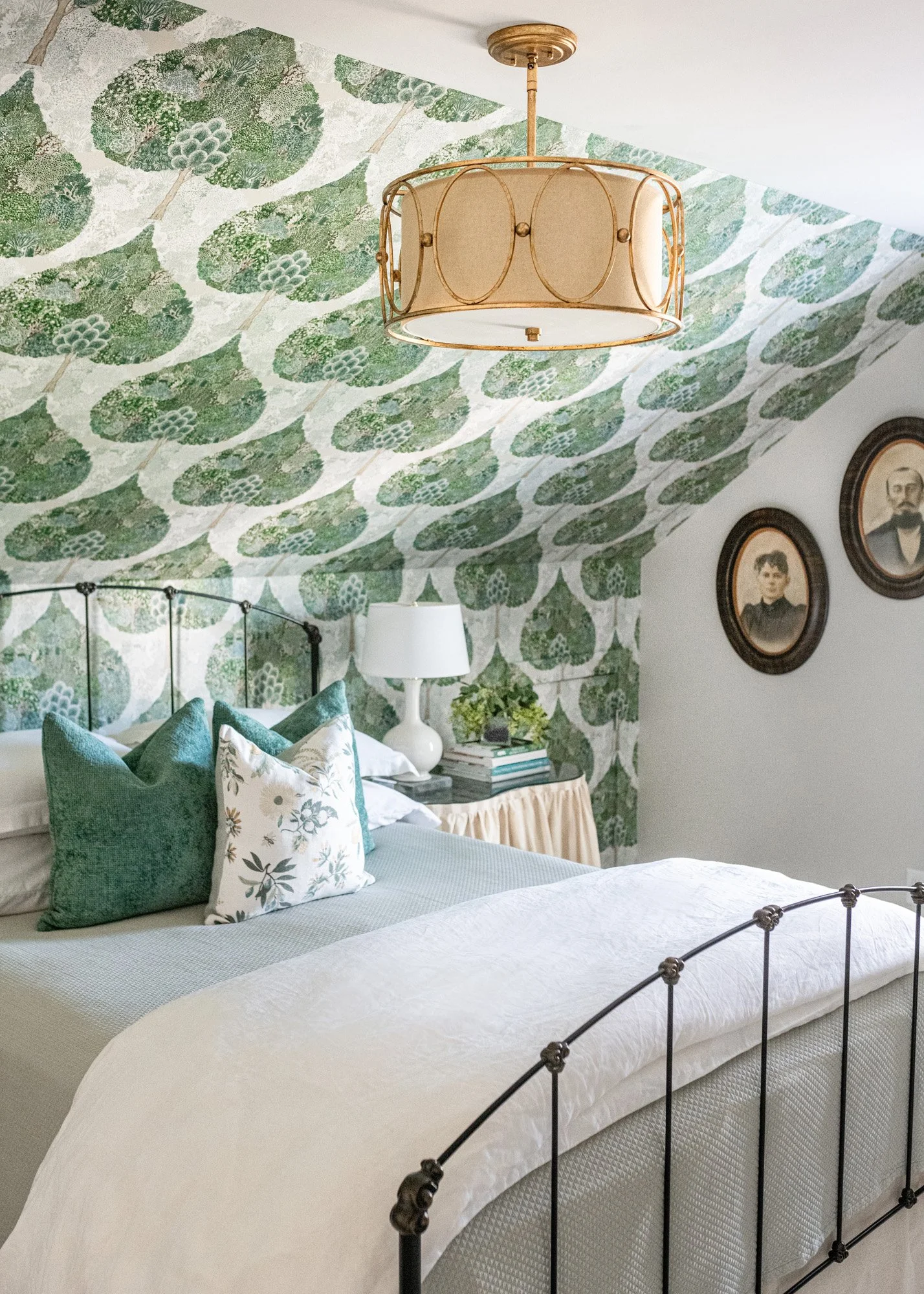 guest-bedroom-04.jpg