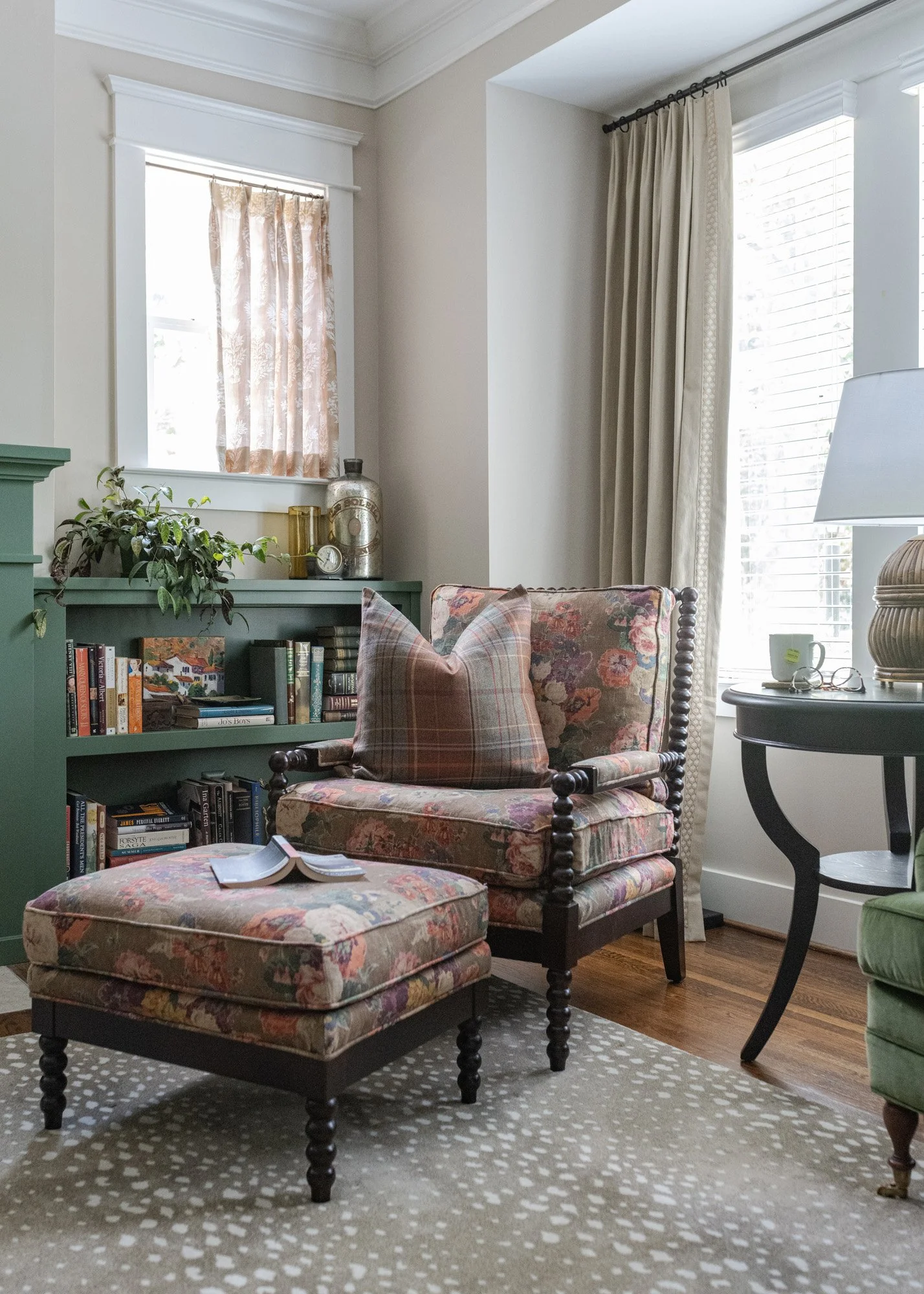 Clifton-Ln-living-room-13.jpg