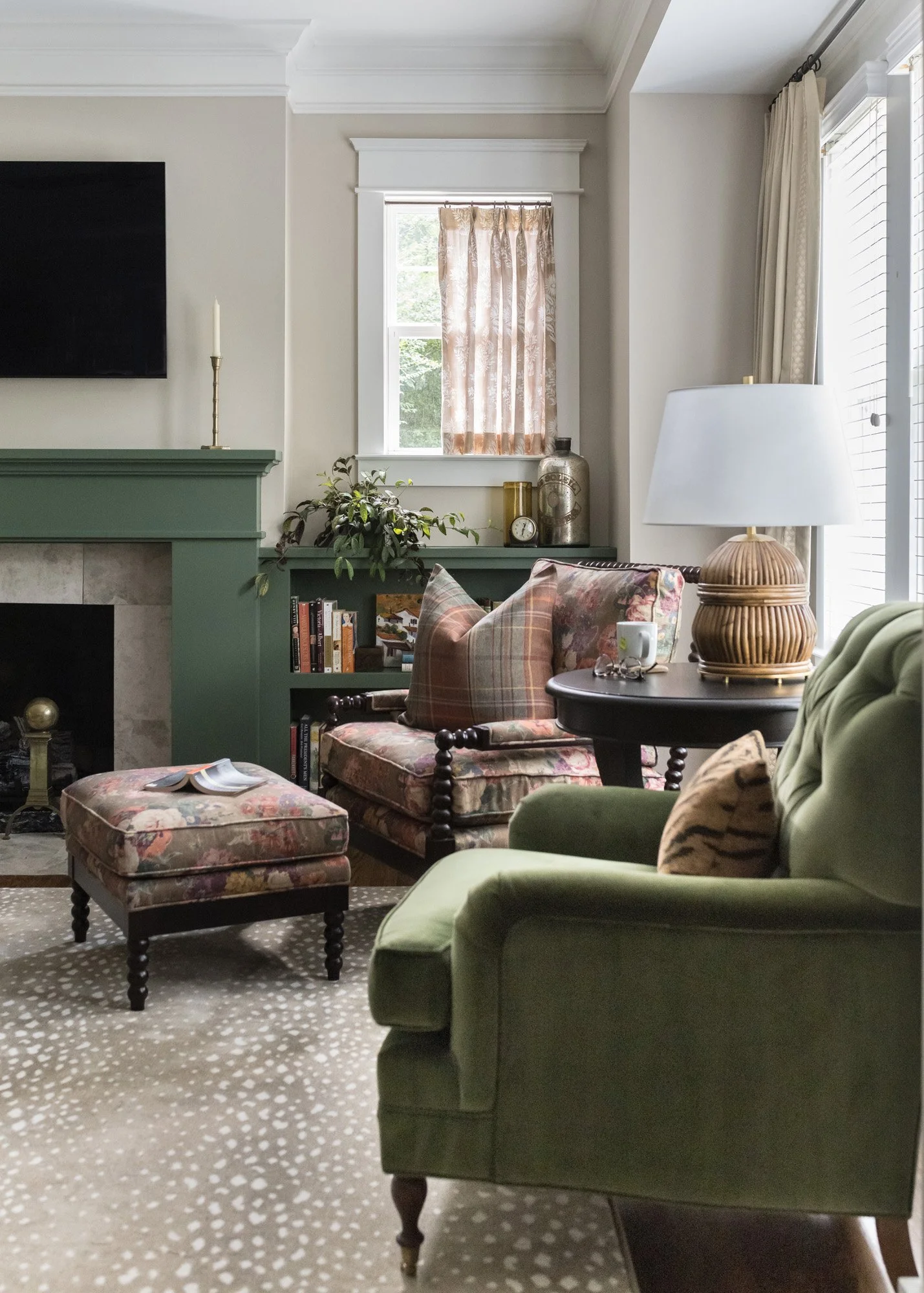 Clifton-Ln-living-room-14.jpg