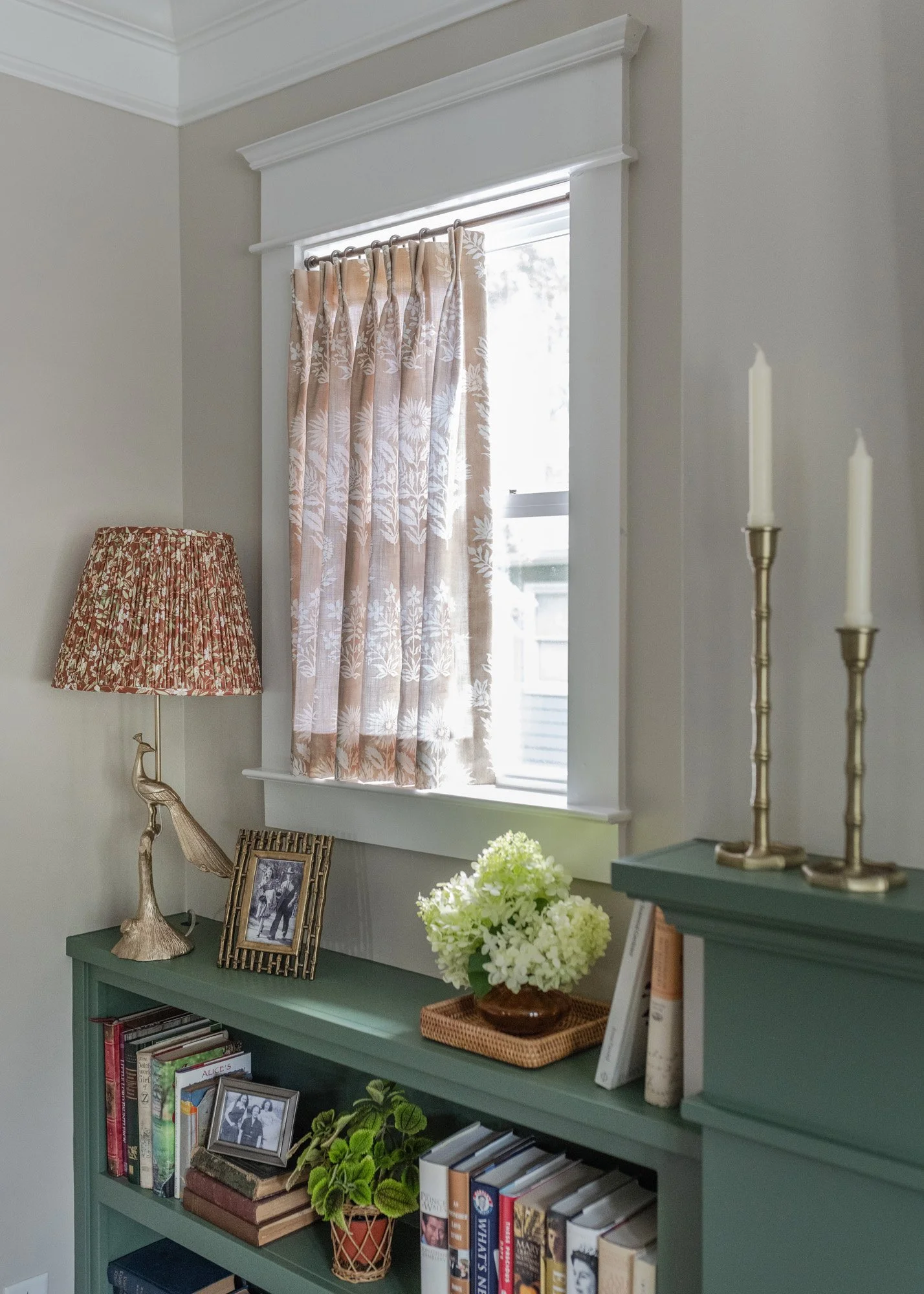 Clifton-Ln-living-room-08.jpg