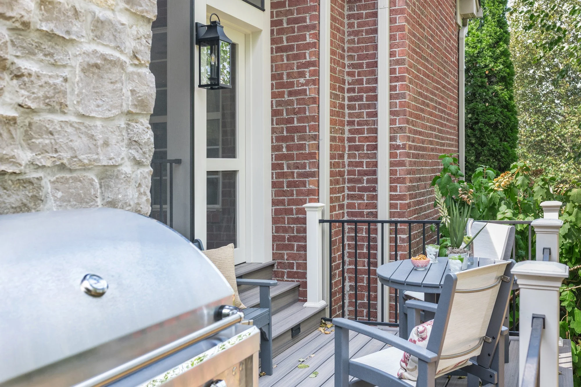 greypointe-patio-01.jpg