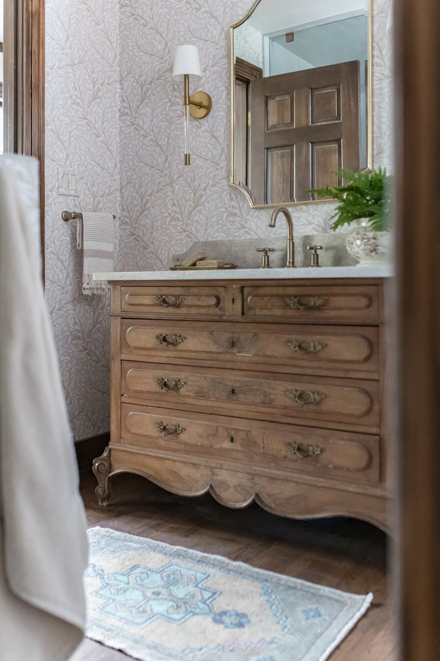 guest-bathroom-08.jpg