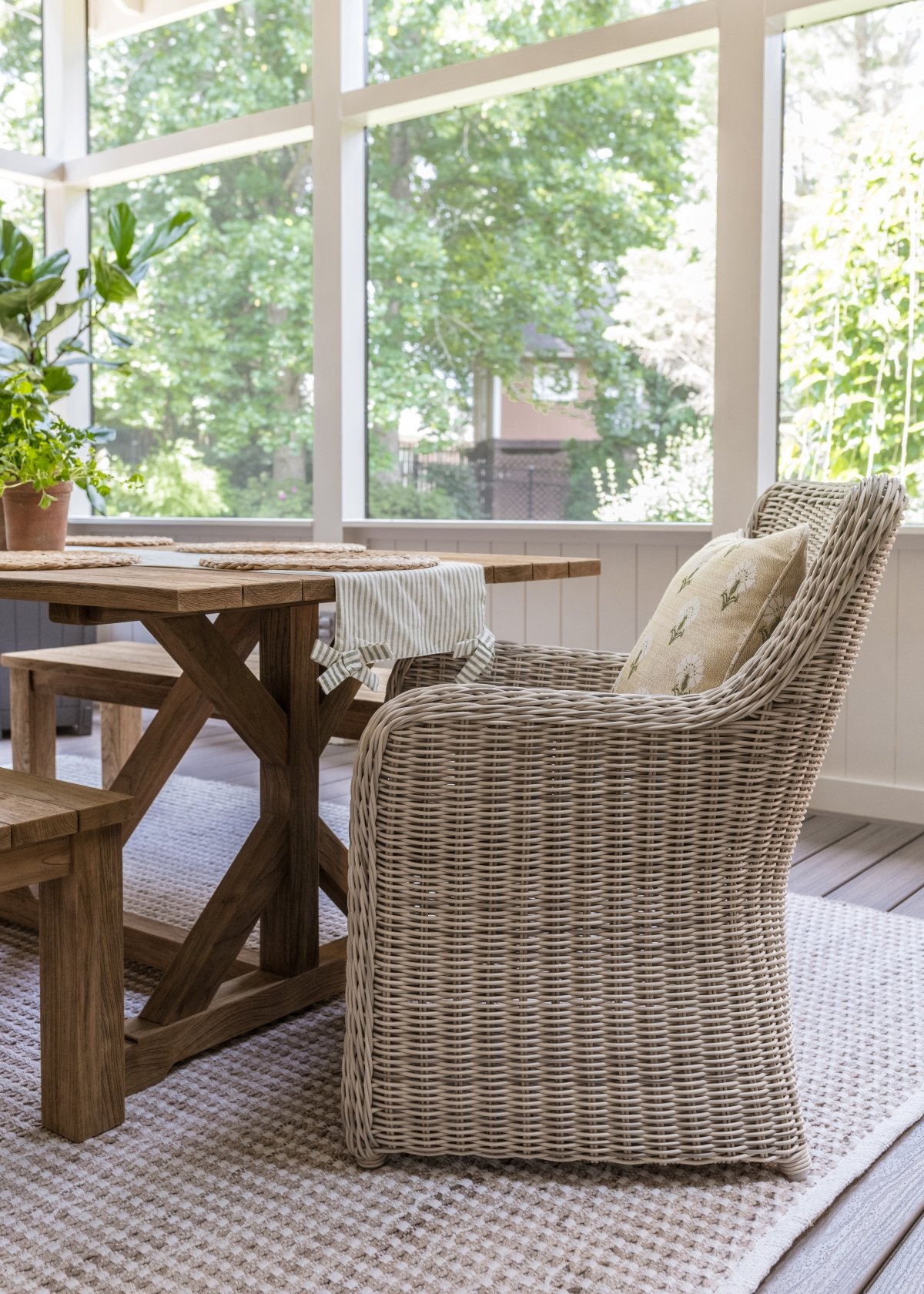 Vickland-porch-04.jpg
