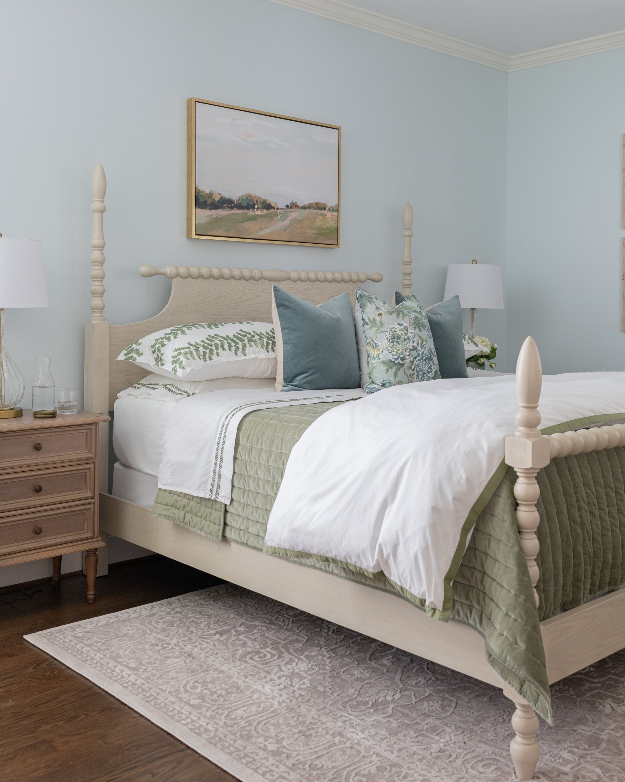 primary-bedroom-02.jpg