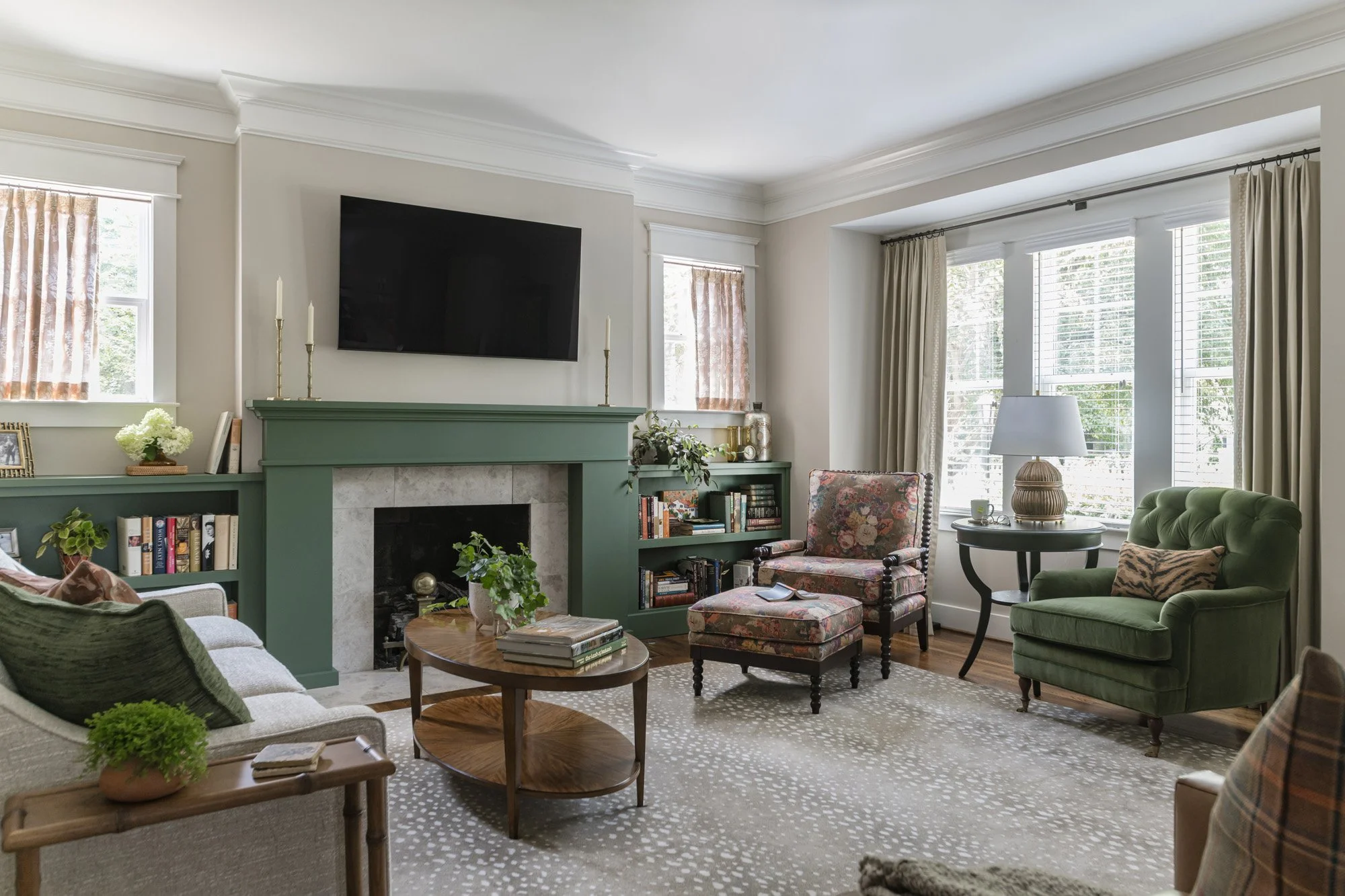 Clifton-Ln-living-room-10.jpg