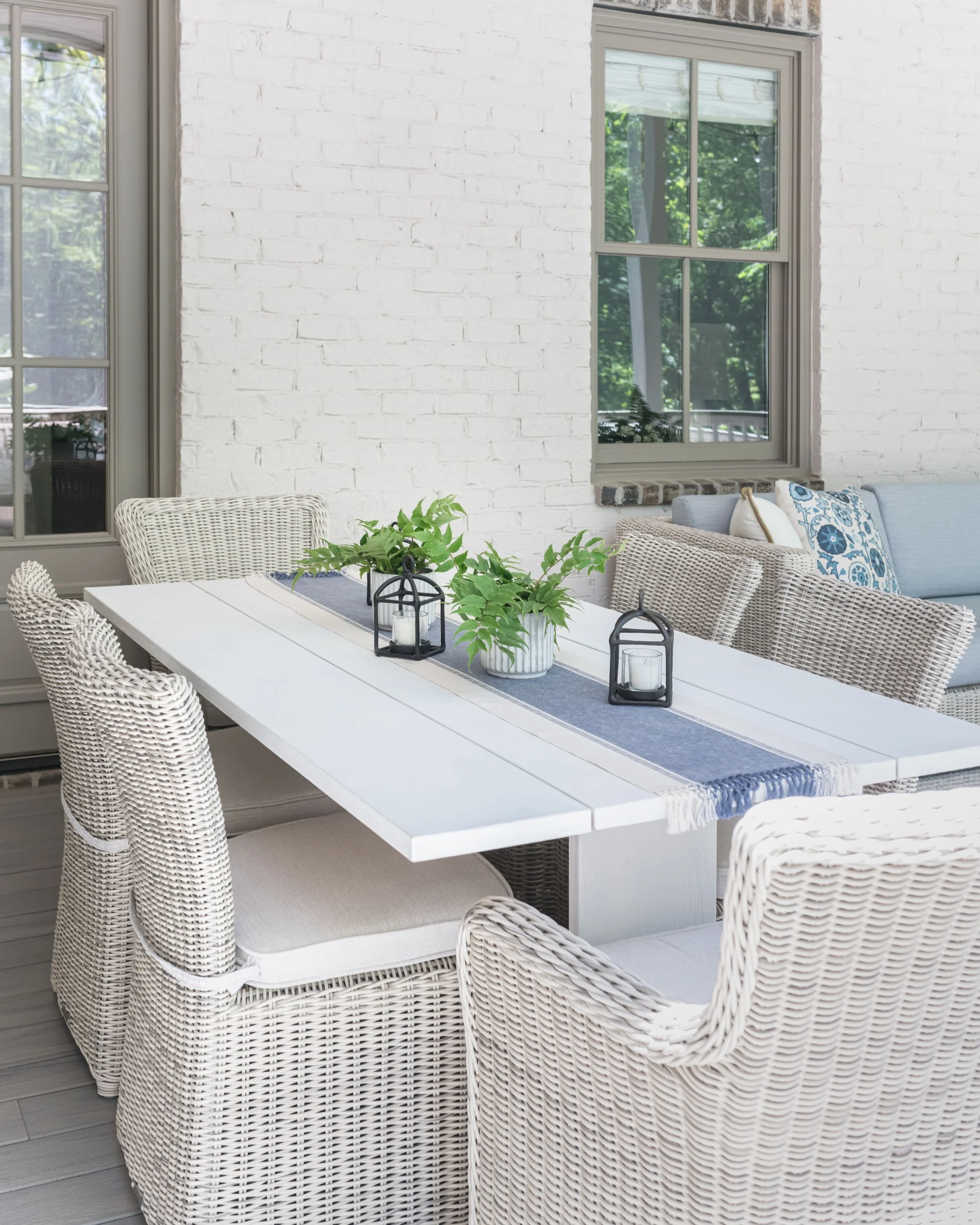 outdoor-living-porch-04.jpg