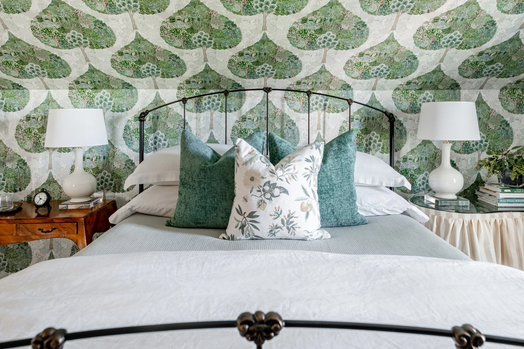 guest-bedroom-02.jpg
