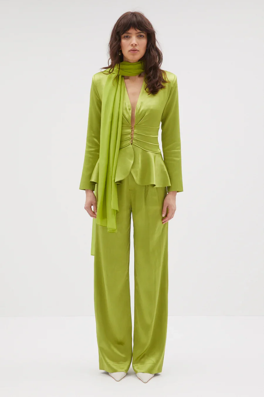 roari-leone-jacket-bill-trouser-cactus-green-1-ss26_60d3a3c8-a7b8-4377-bbd9-61856b2be3fb_900x.jpg.webp