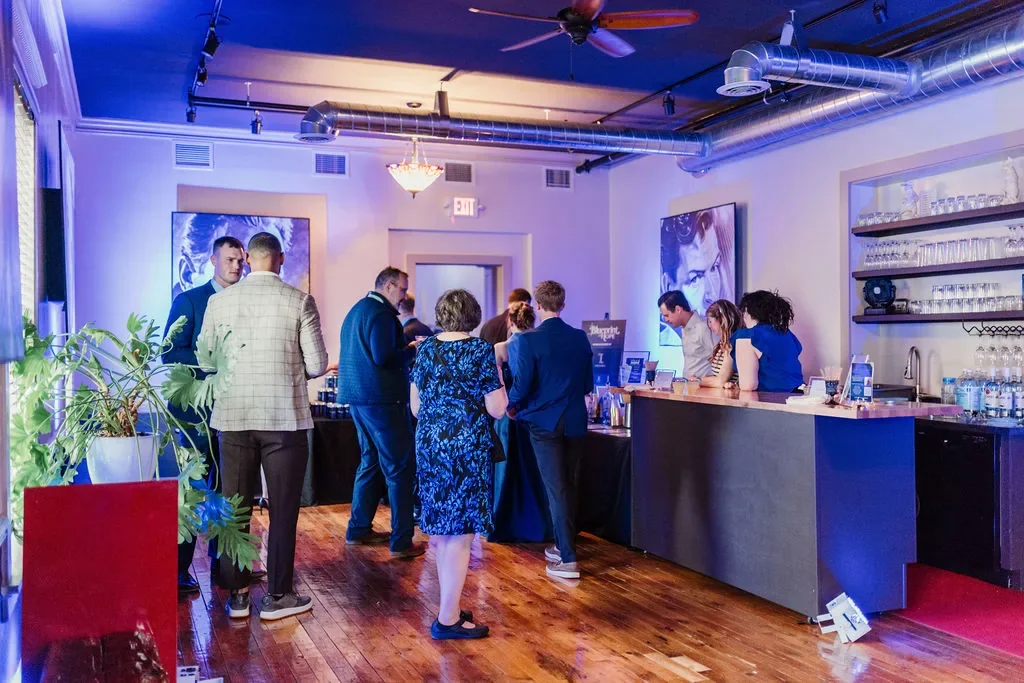 casa-blueprint-of-hope-2026-guests-mingling-cocktail-hour-01.webp