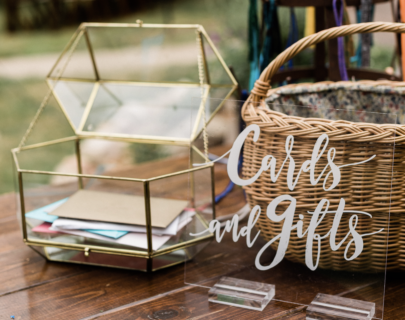 Here’s How Much You Should Contribute to a Wedding Registry