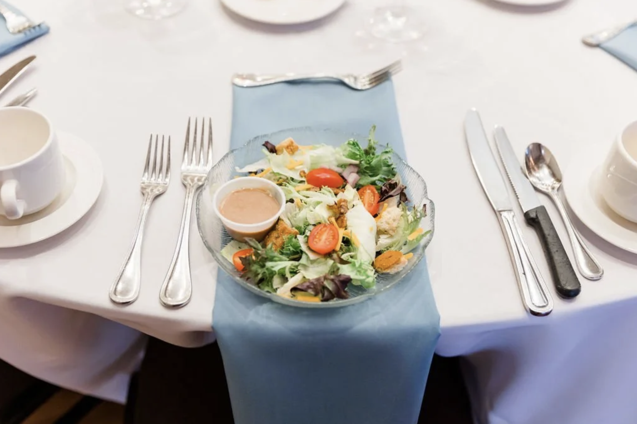 WHAT TO DO WITH LEFTOVER FOOD AFTER YOUR WEDDING