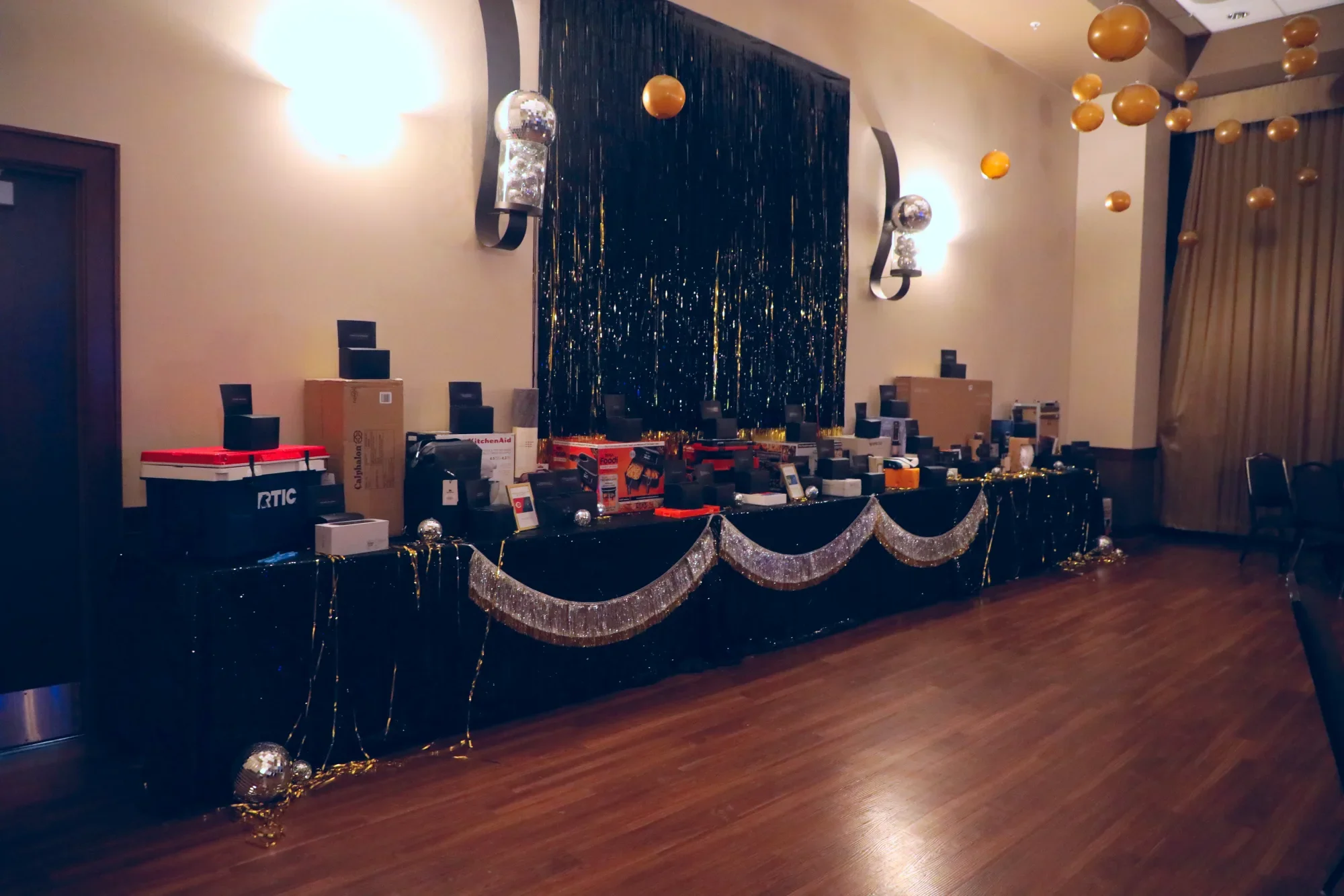 aqua-new-years-gala-2025-venue-setup-room-corner-detail.webp