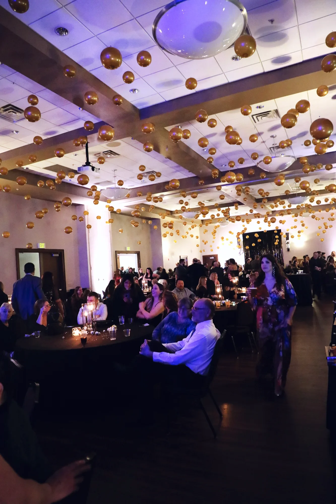 aqua-new-years-gala-2025-guests-late-evening-pre-toast.webp
