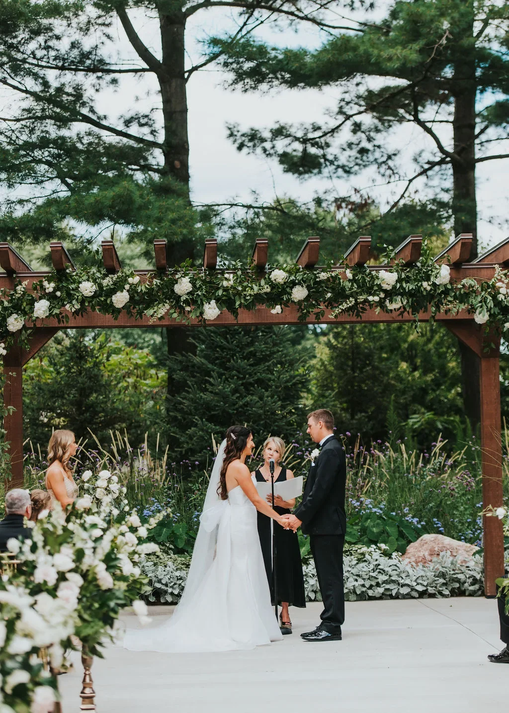 calli-sentry-wedding-2019-ceremony-066.webp