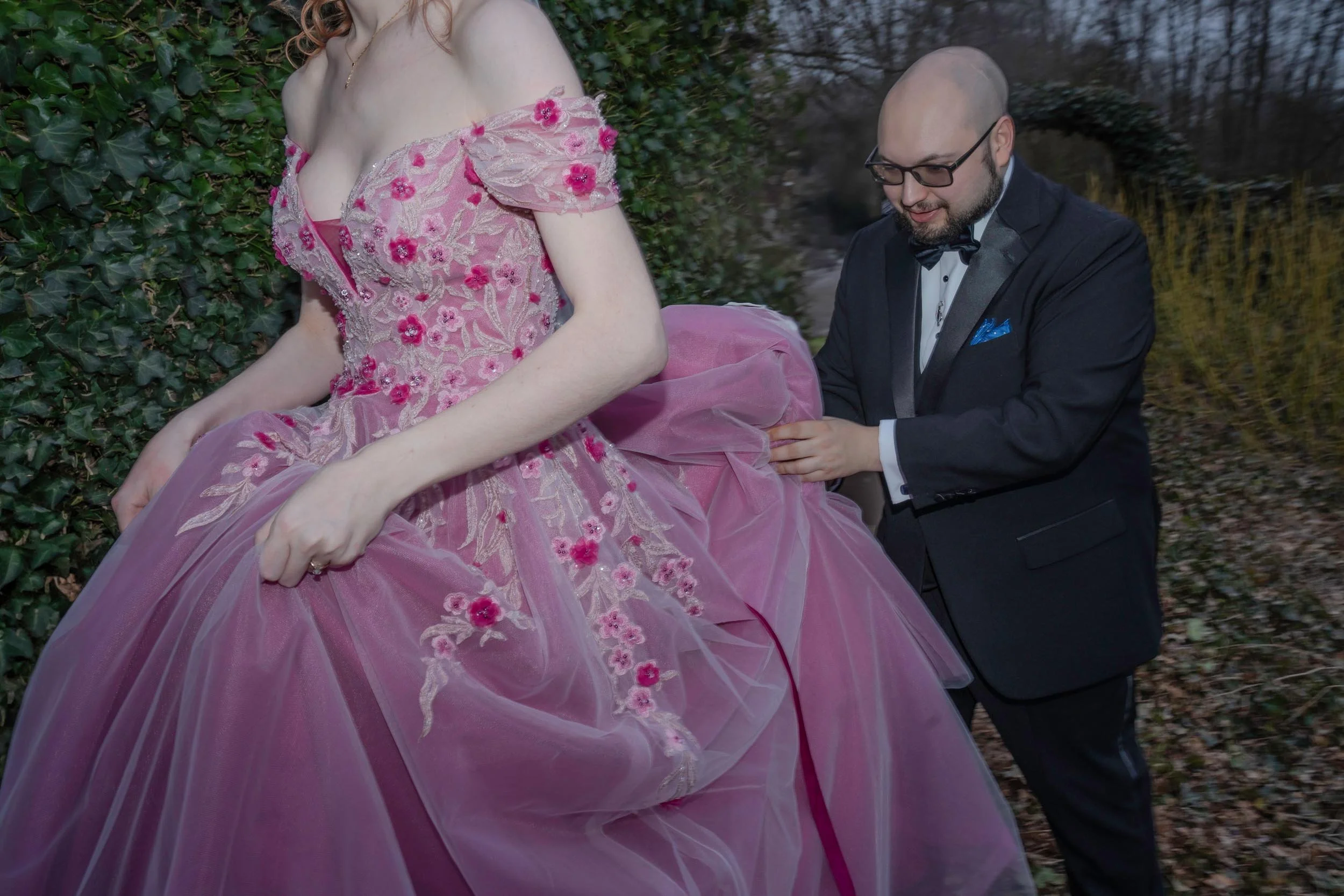 lisa-meijer-wedding-photography-kasteel-maurick-vught-noord-brabant-intimate-bi-cultural-bruiloft-bride-groom-escape-77.jpg