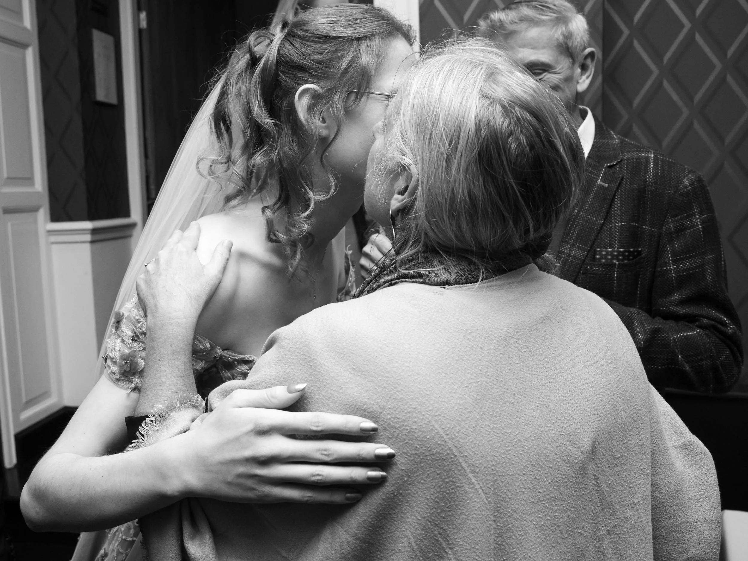 lisa-meijer-wedding-photography-kasteel-maurick-vught-noord-brabant-intimate-bi-cultural-bruiloft25.jpg