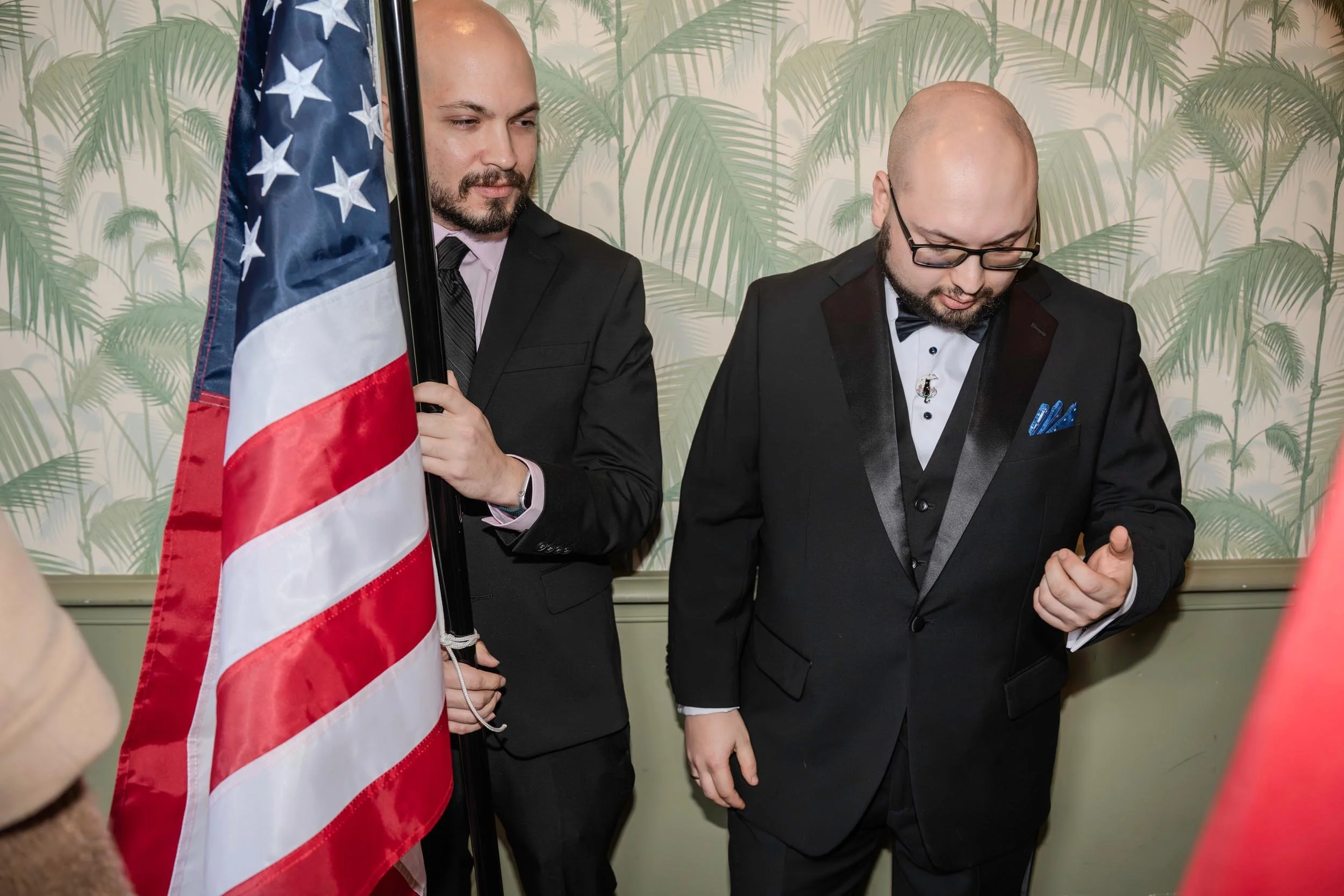 lisa-meijer-wedding-photography-kasteel-maurick-vught-noord-brabant-intimate-bi-cultural-bruiloft-brothers-109.jpg