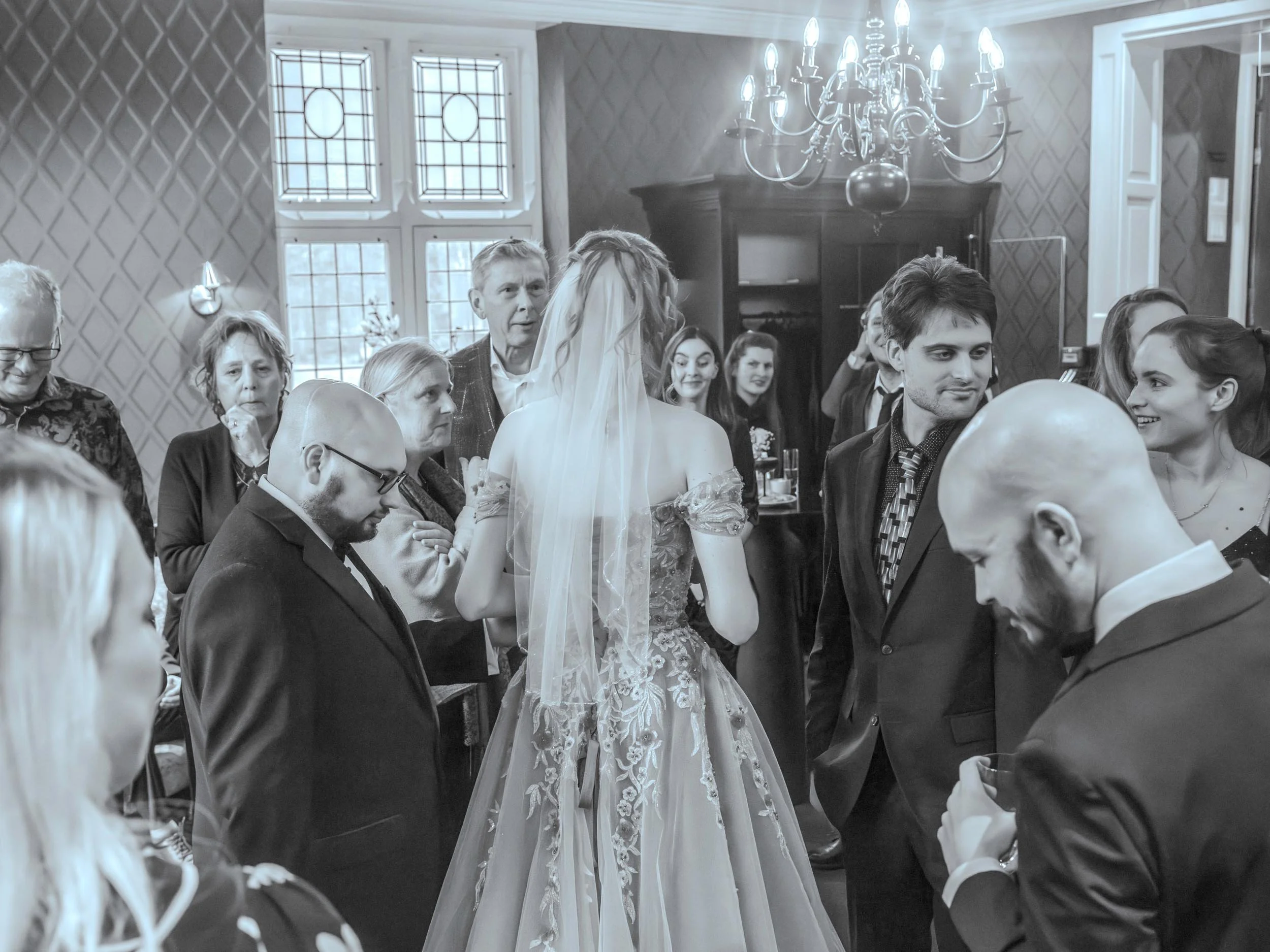 lisa-meijer-wedding-photography-kasteel-maurick-vught-noord-brabant-intimate-bi-cultural-bruiloft70.jpg