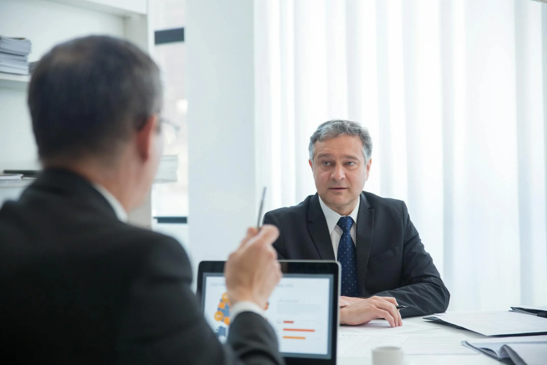 Managers Who Only “Manage” Are Slowly Failing Their Teams