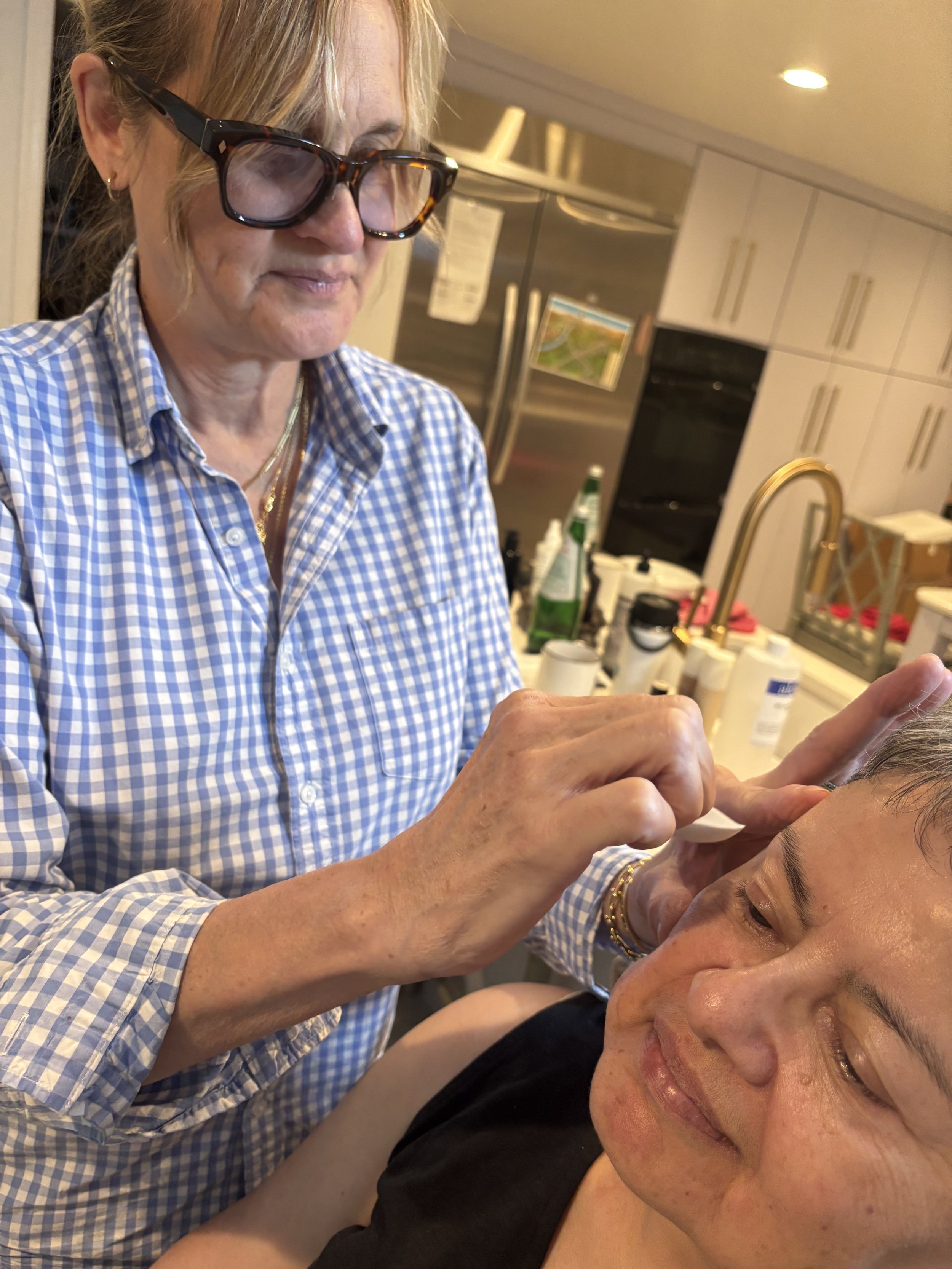 PROCESS: Aging - Stretch/Stipple - Age 55 to 65