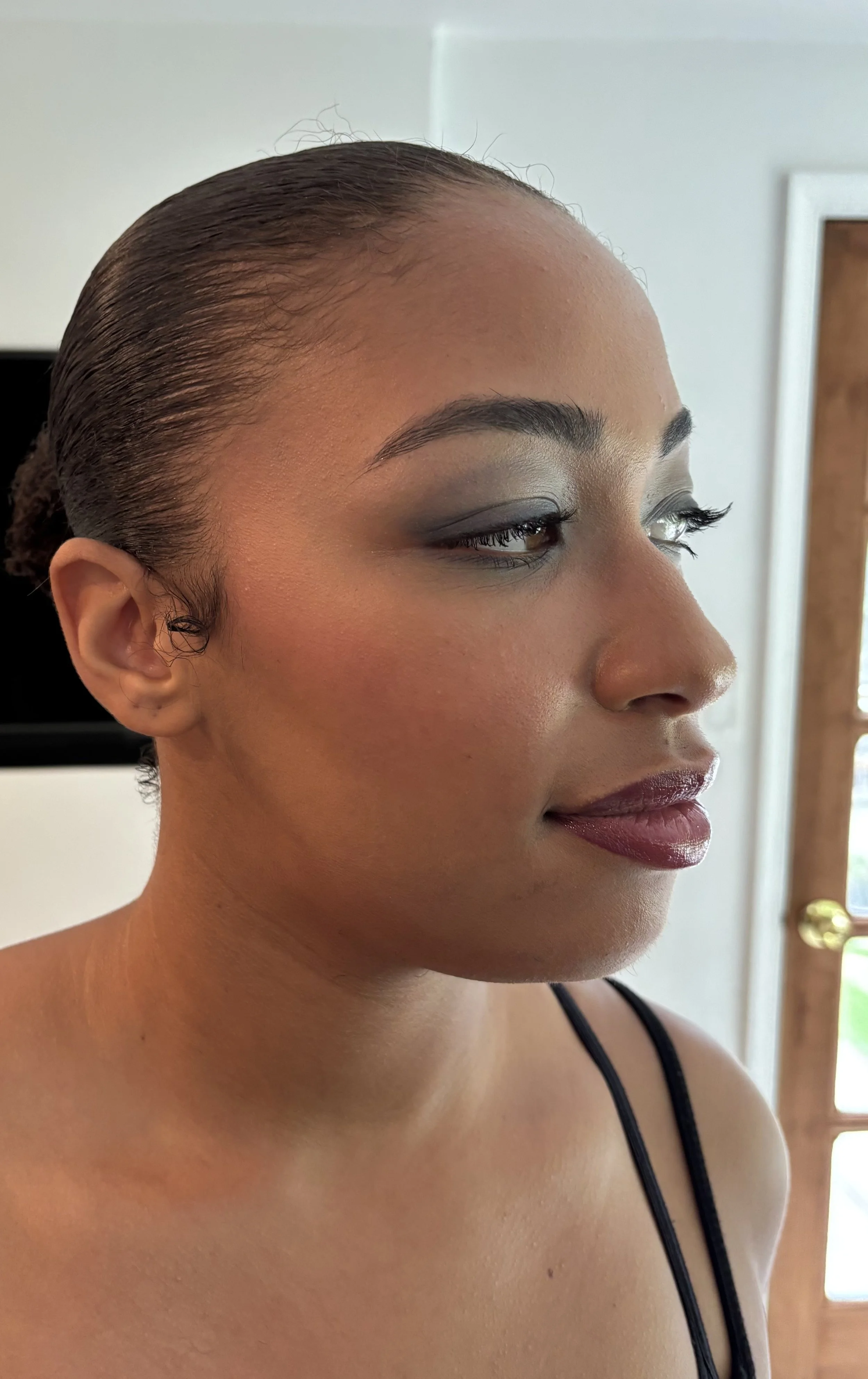 AFTER / RIGHT: Beauty/Fashion - Look 1