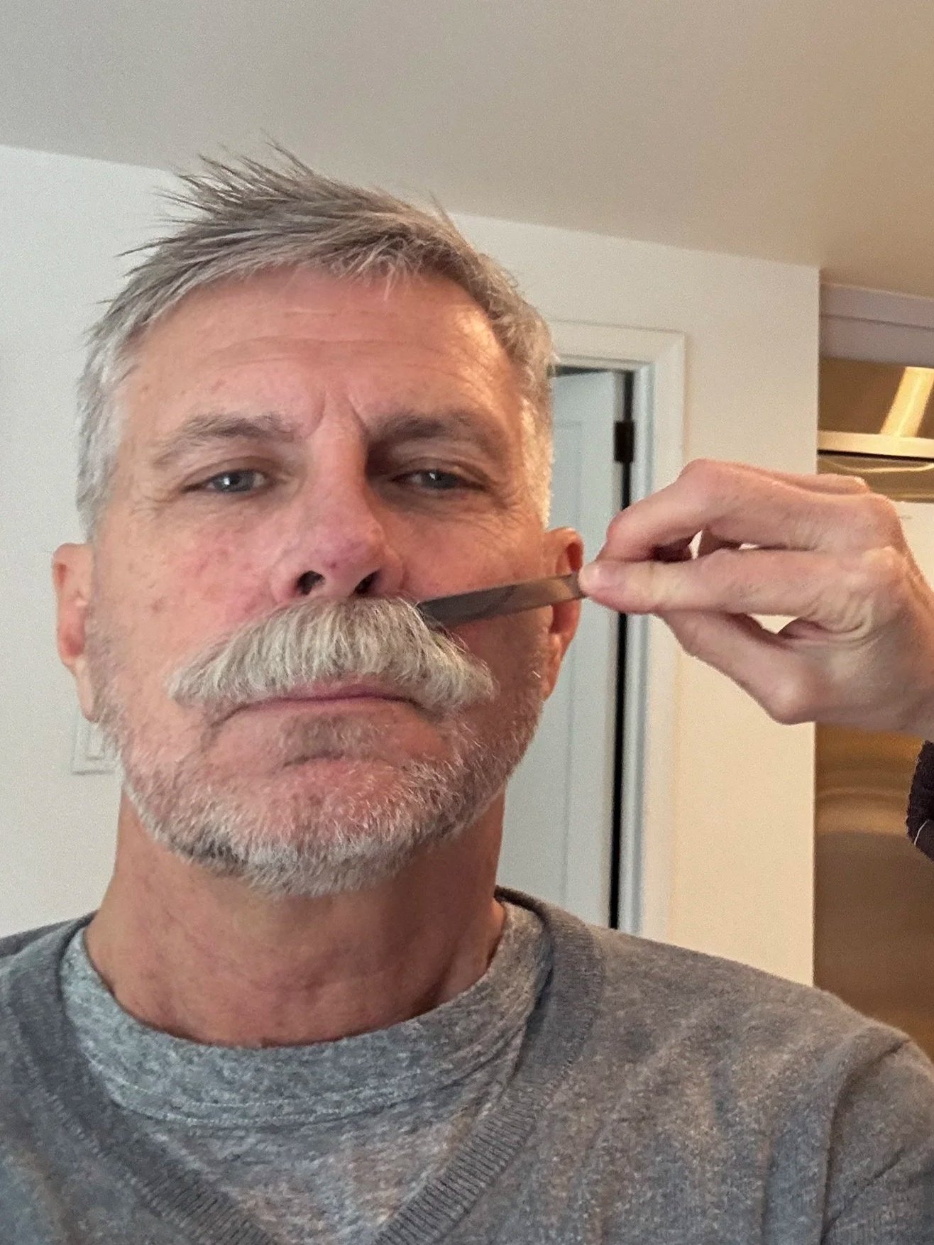 PROCESS: Facial Hair - Lace Piece Application