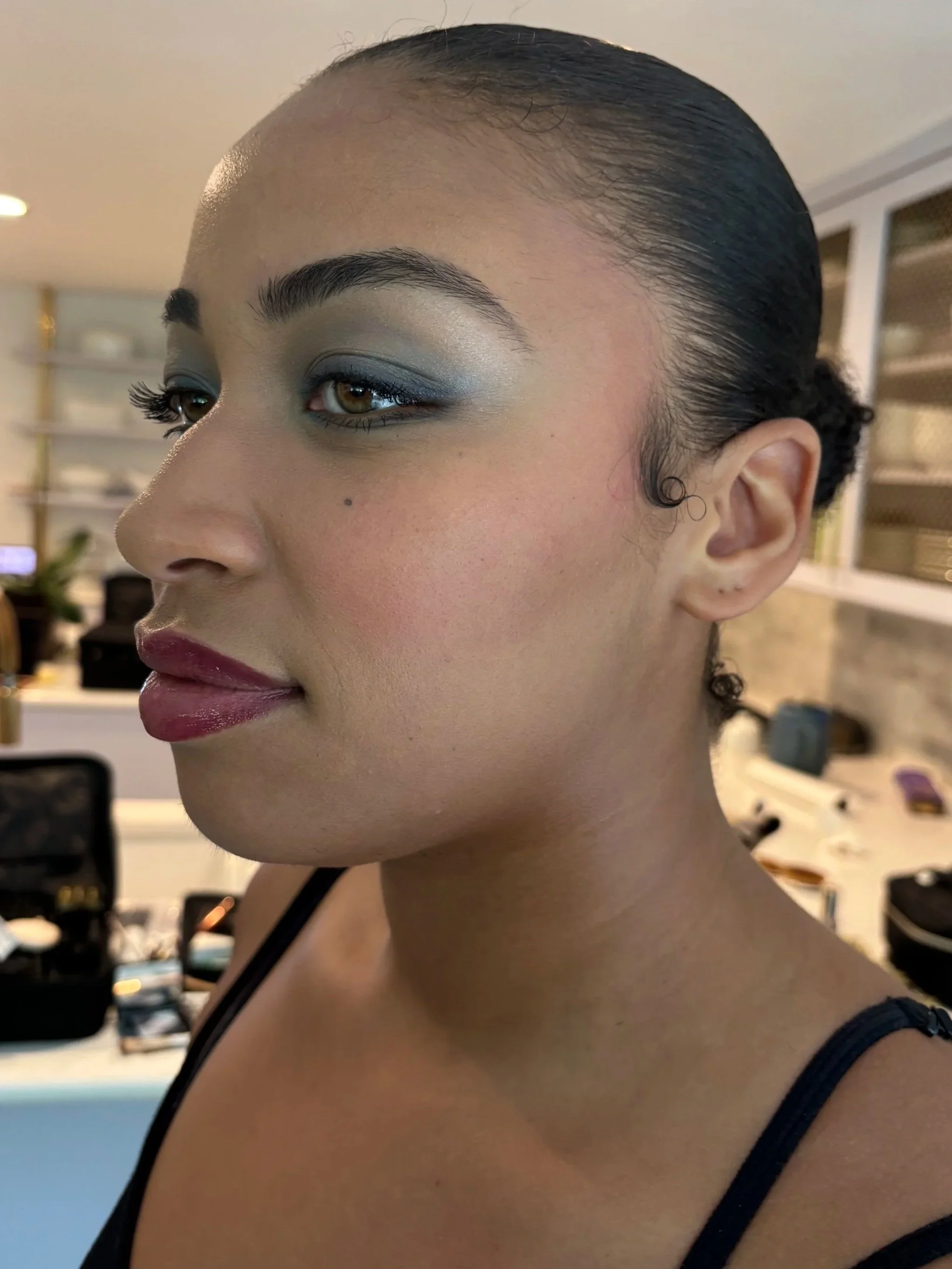 AFTER / LEFT: Beauty/Fashion - Look 1